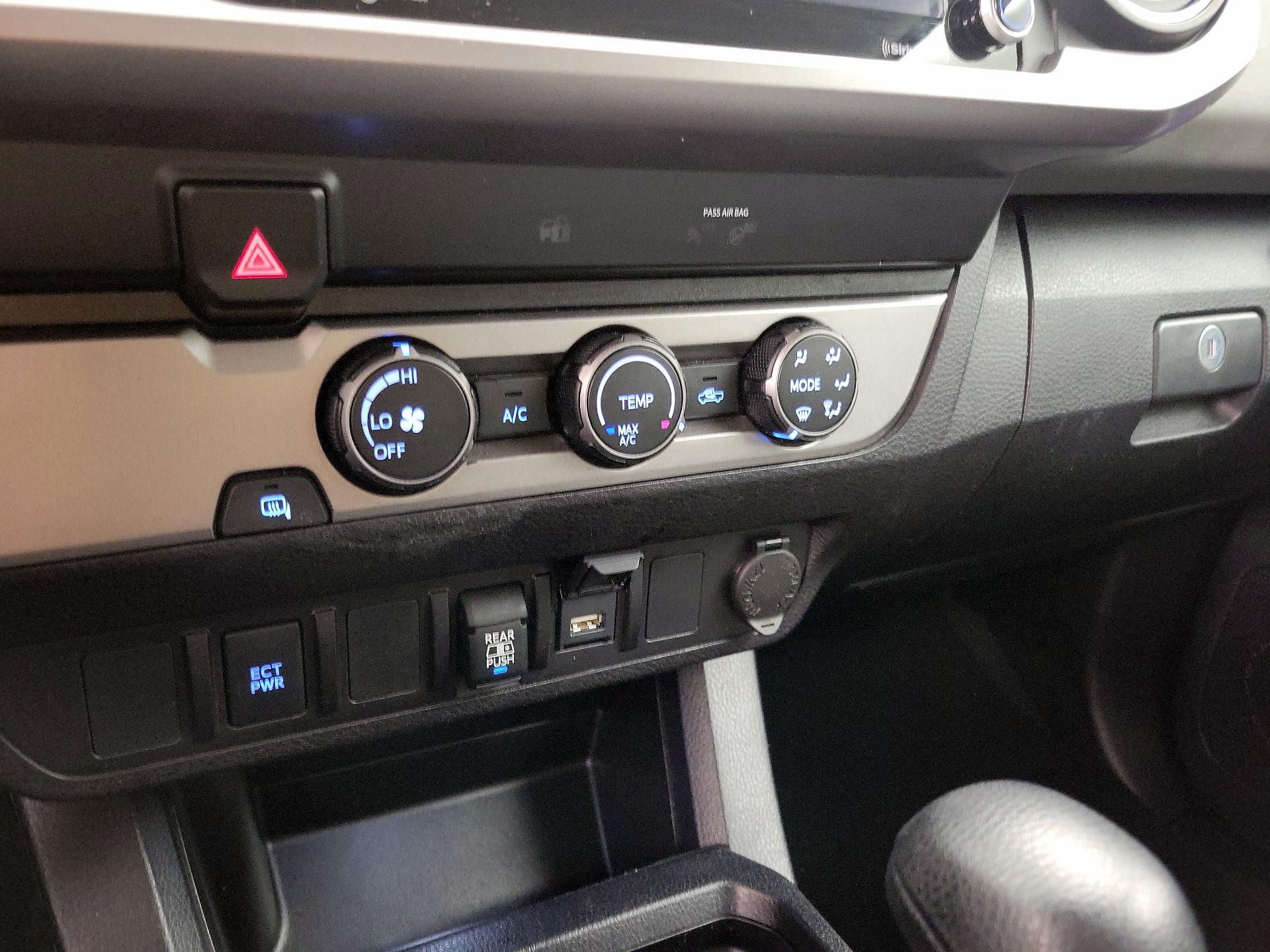 Thumbnail: 2020 Toyota Tacoma - 16