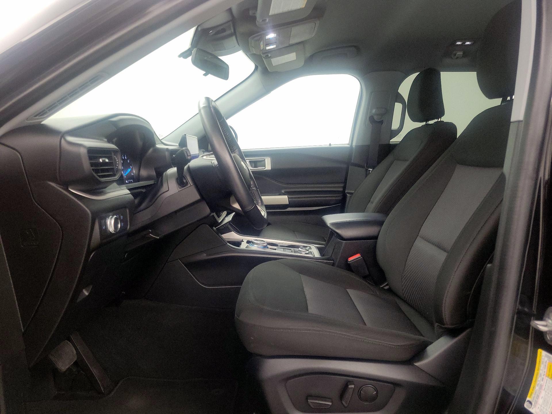 Thumbnail: 2022 Ford Explorer - 11