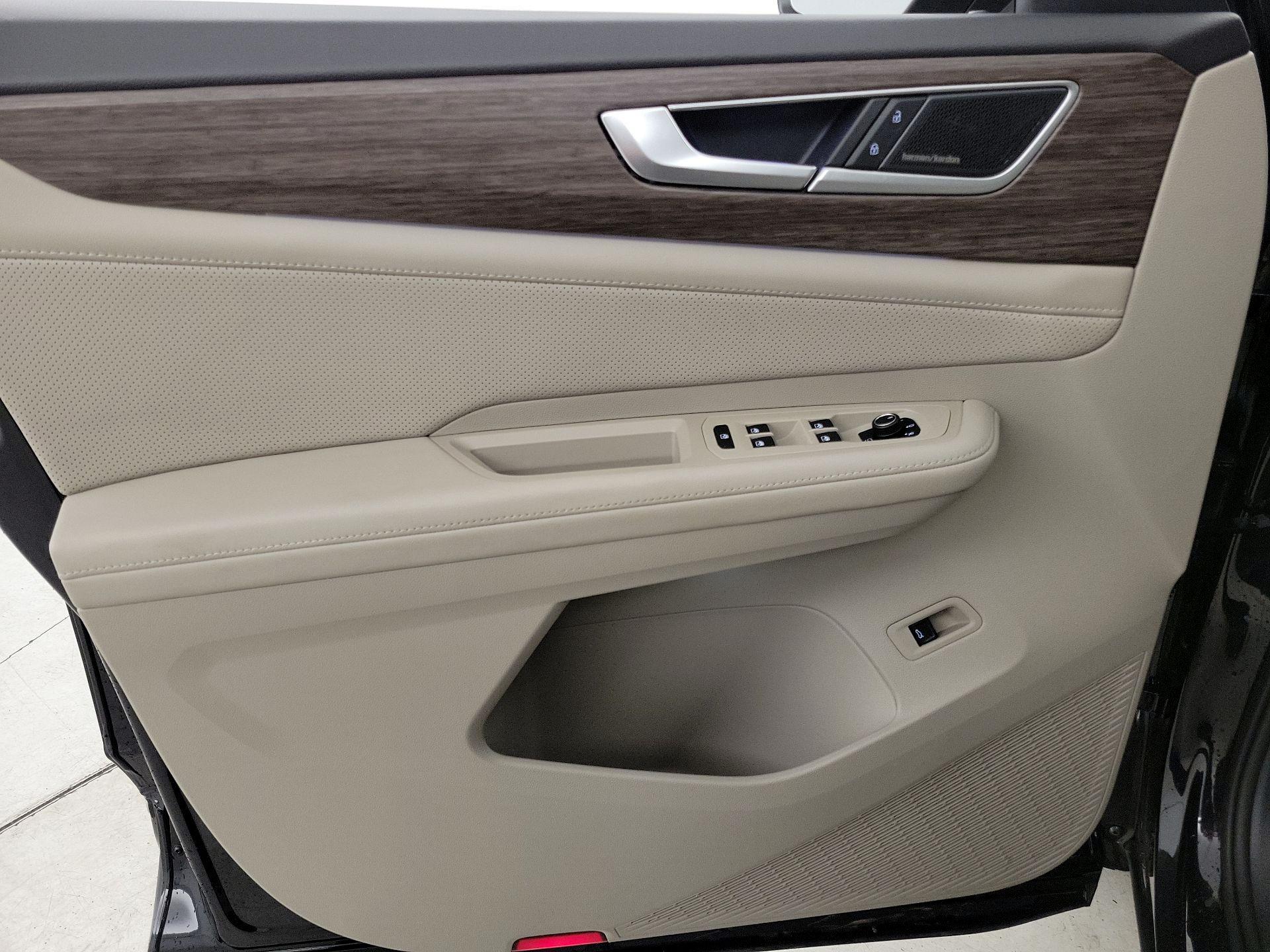 Thumbnail: 2024 Volkswagen Atlas - 12