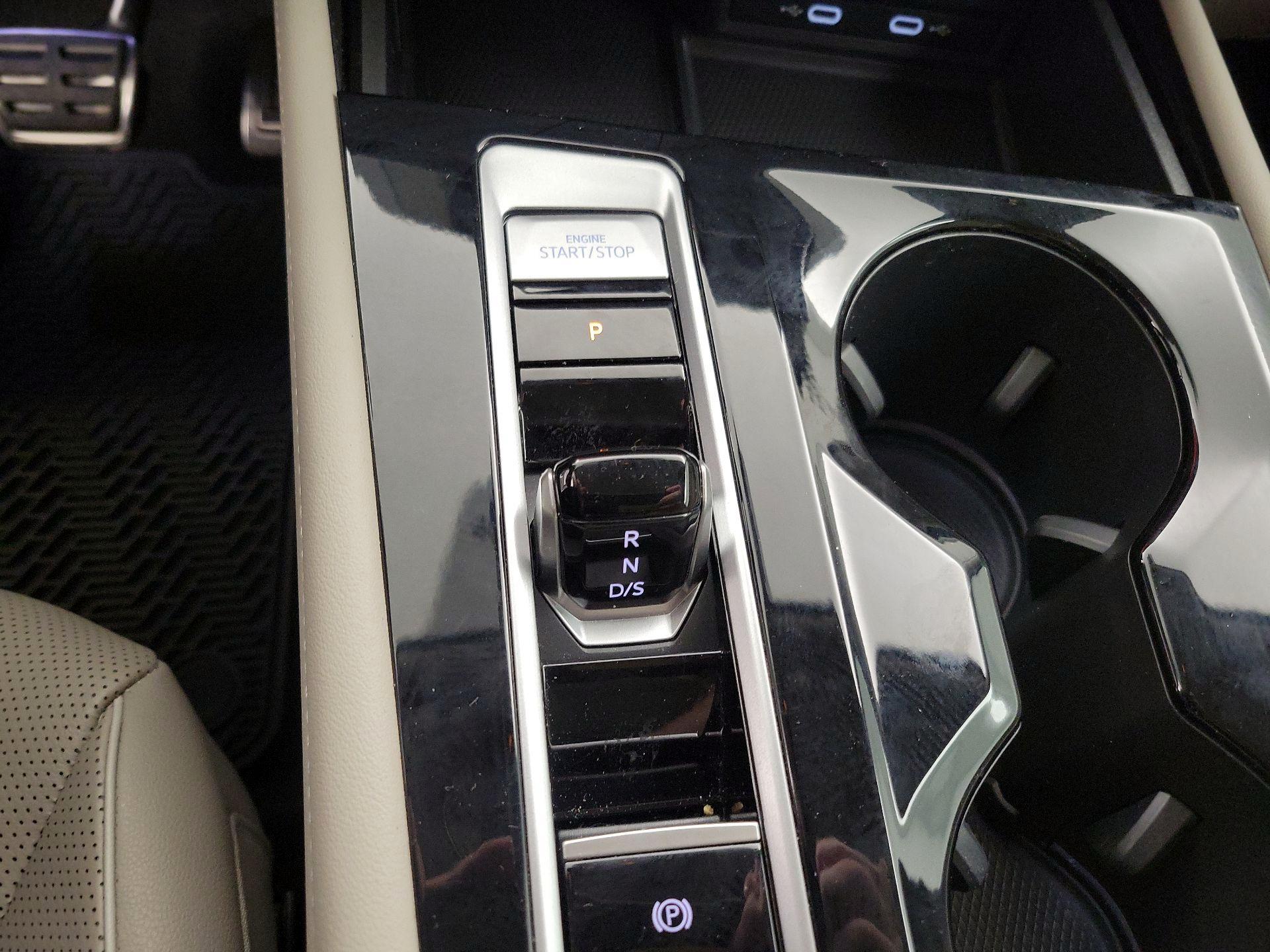 Thumbnail: 2024 Volkswagen Atlas - 18