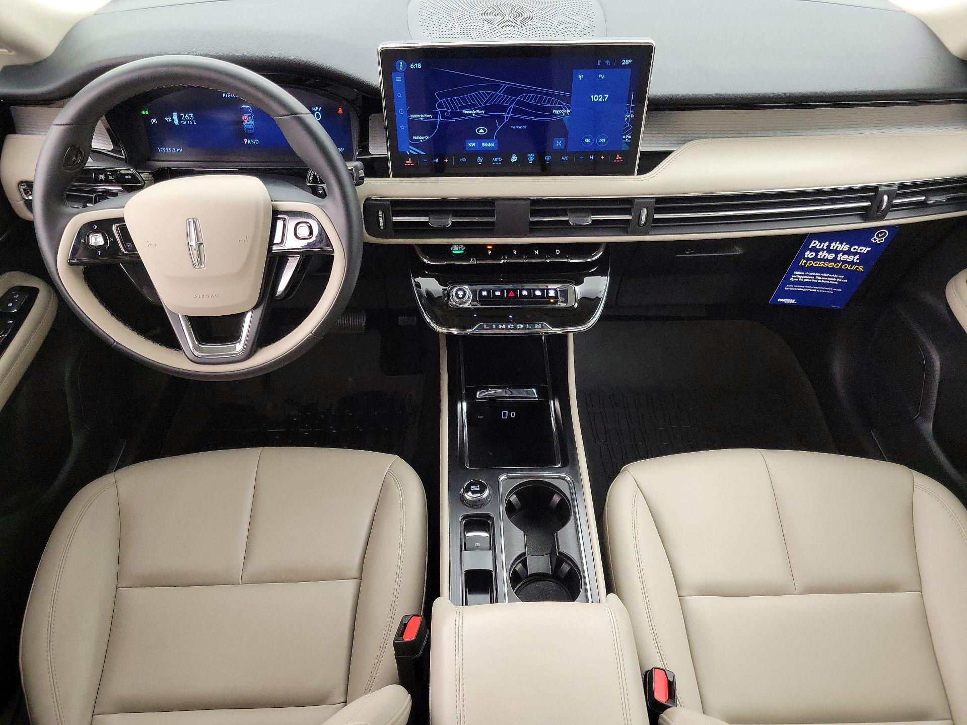 Thumbnail: 2025 Lincoln Corsair - 9