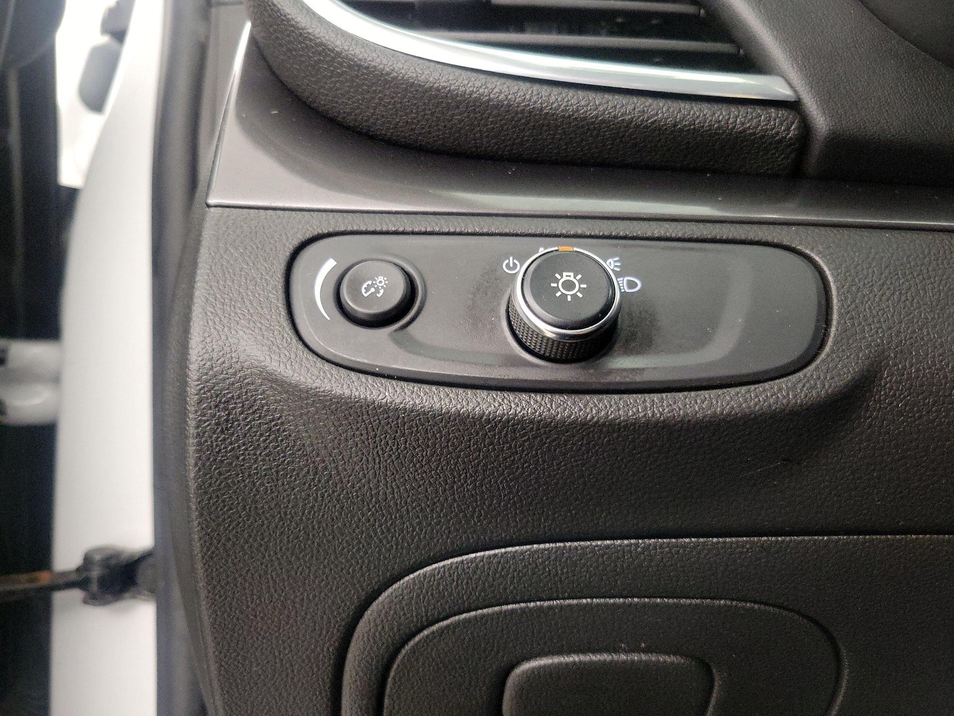 Thumbnail: 2021 Buick Encore - 13