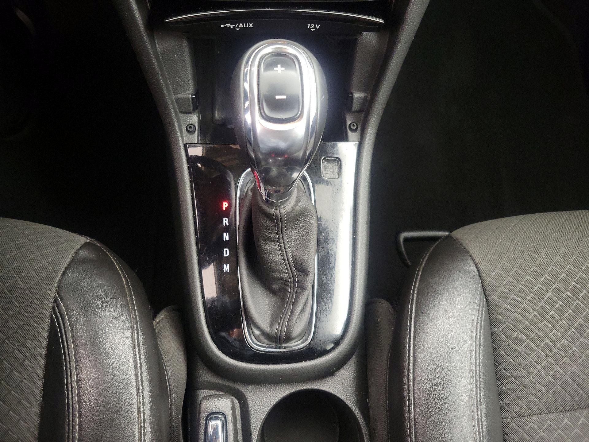 Thumbnail: 2021 Buick Encore - 17