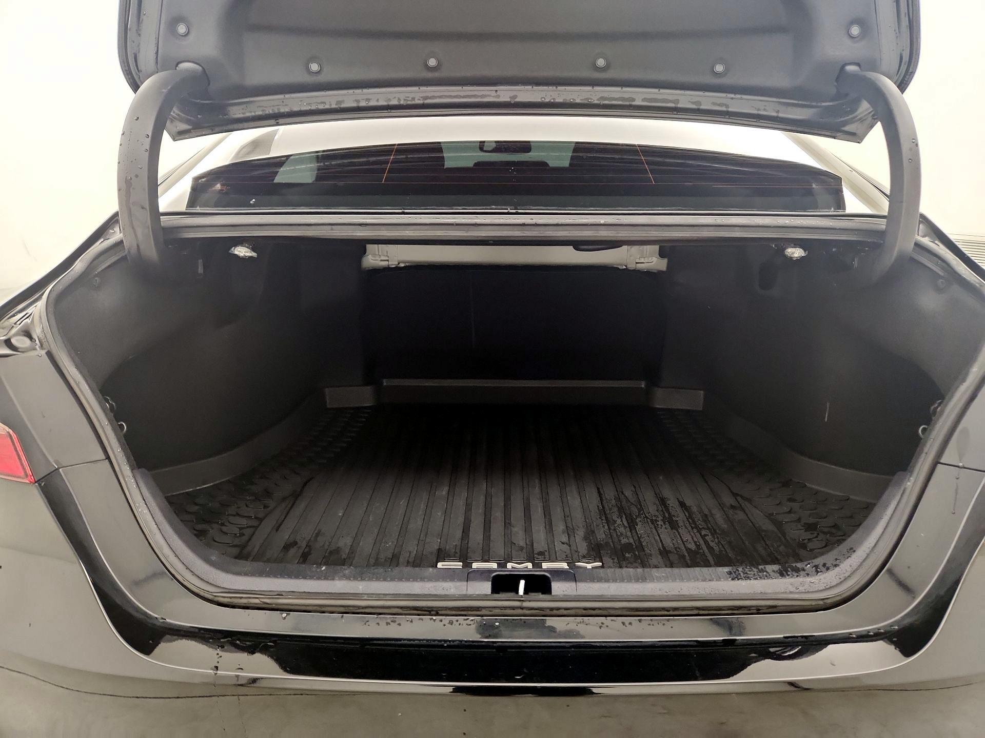 Thumbnail: 2023 Toyota Camry - 20