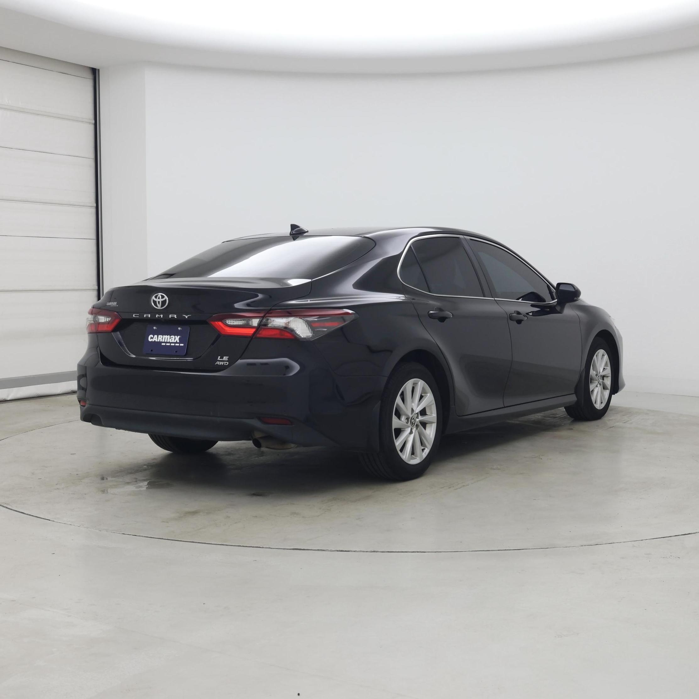 Thumbnail: 2023 Toyota Camry - 8