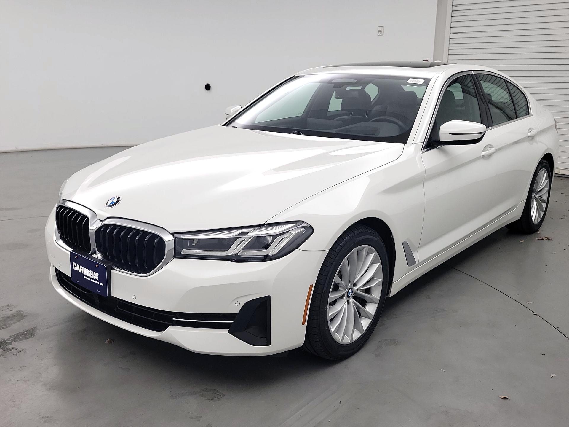 Thumbnail: 2023 BMW 5 Series - 3