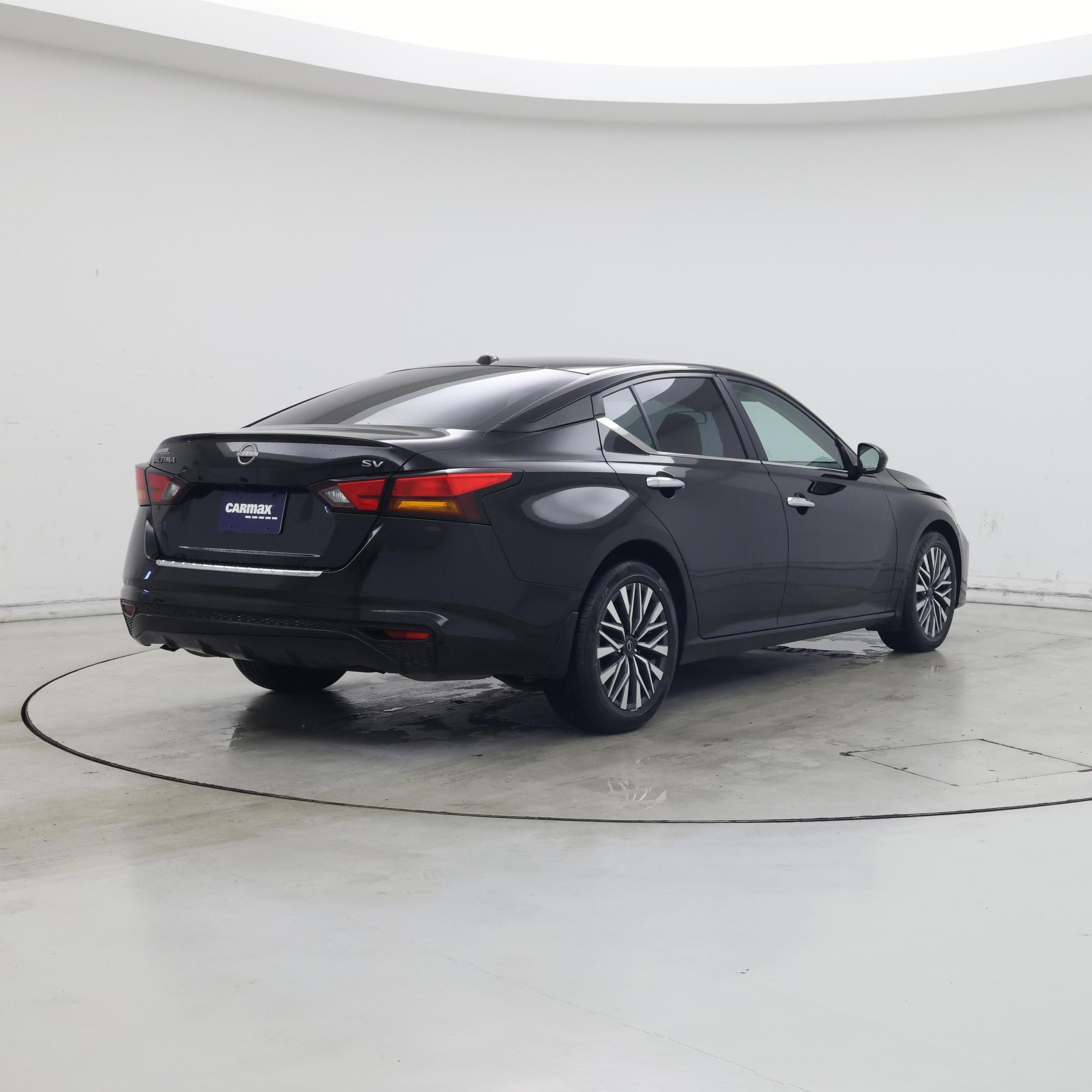 Thumbnail: 2023 Nissan Altima - 8