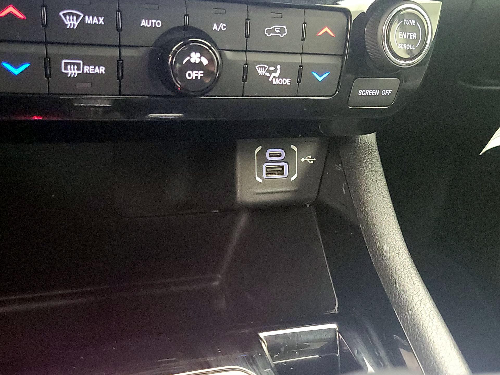 Thumbnail: 2022 Jeep Compass - 18