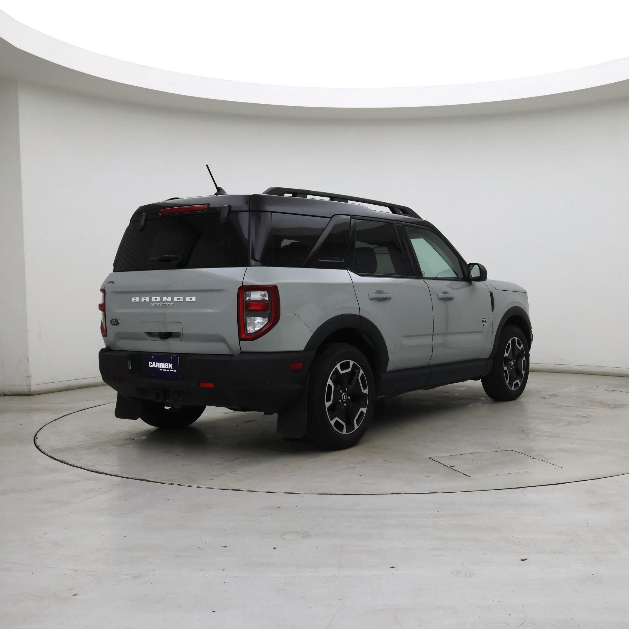 Thumbnail: 2022 Ford Bronco Sport - 8