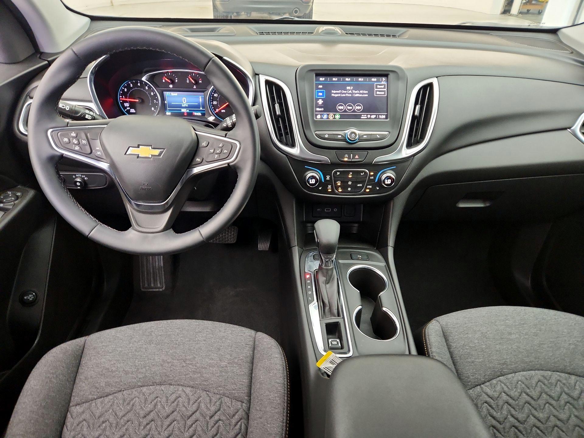 Thumbnail: 2023 Chevrolet Equinox - 9