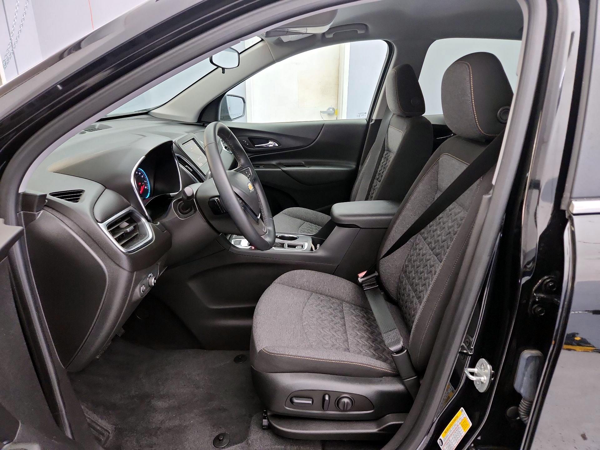 Thumbnail: 2023 Chevrolet Equinox - 11