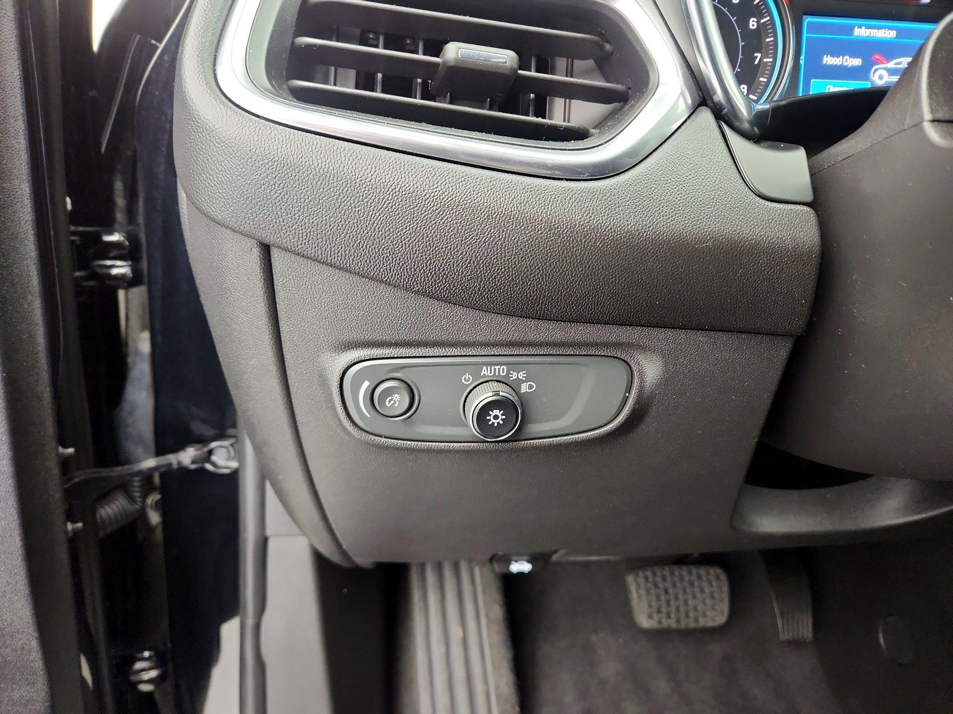 Thumbnail: 2023 Chevrolet Equinox - 13