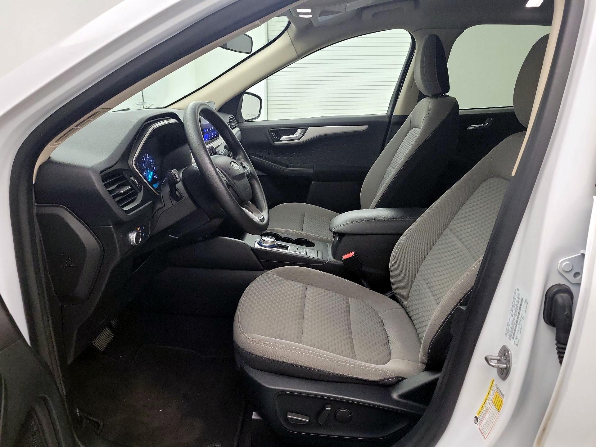 Thumbnail: 2020 Ford Escape - 9