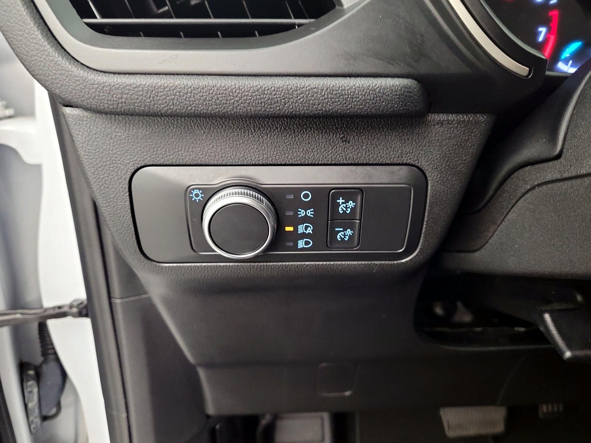 Thumbnail: 2020 Ford Escape - 11