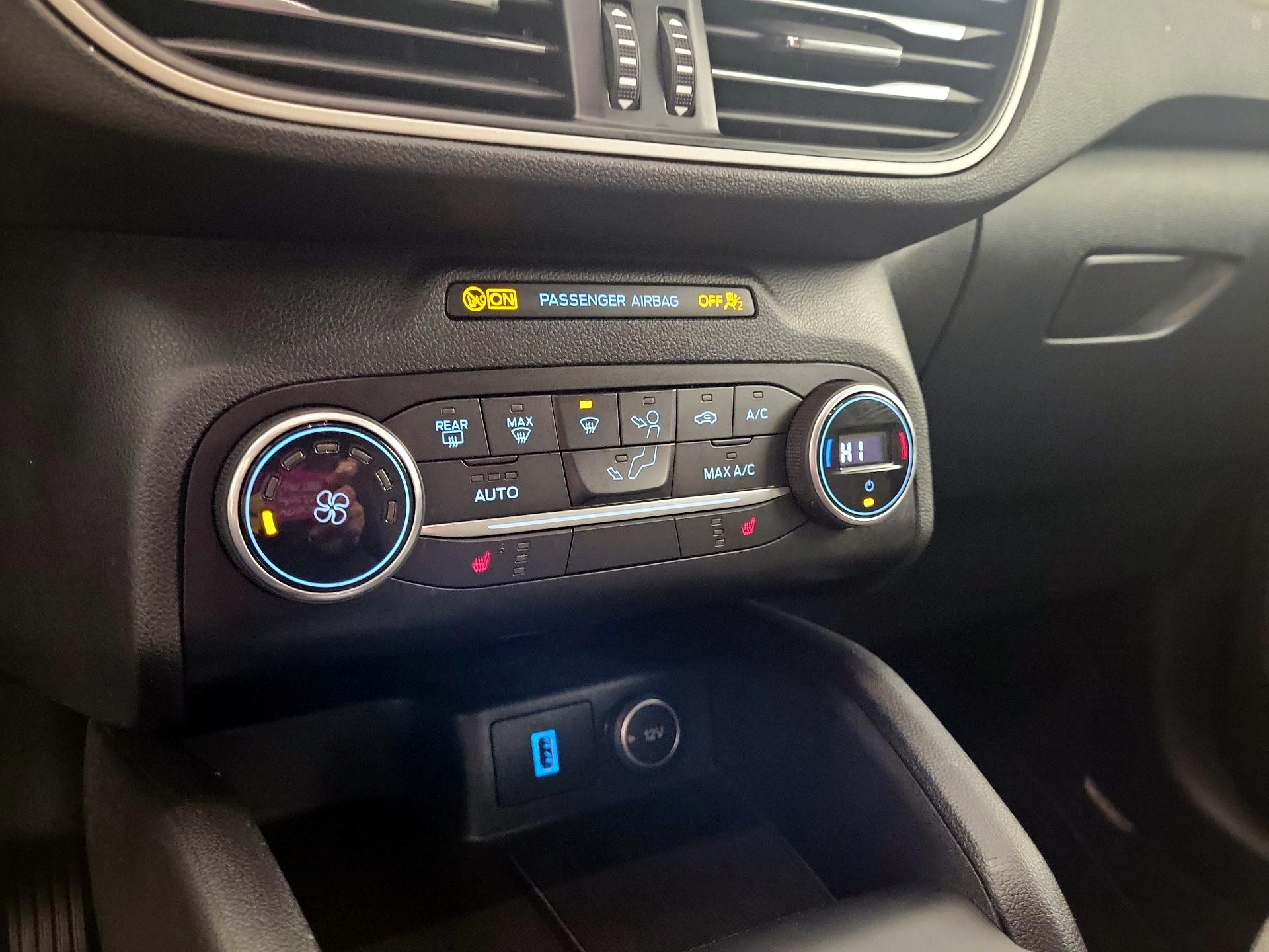 Thumbnail: 2020 Ford Escape - 14