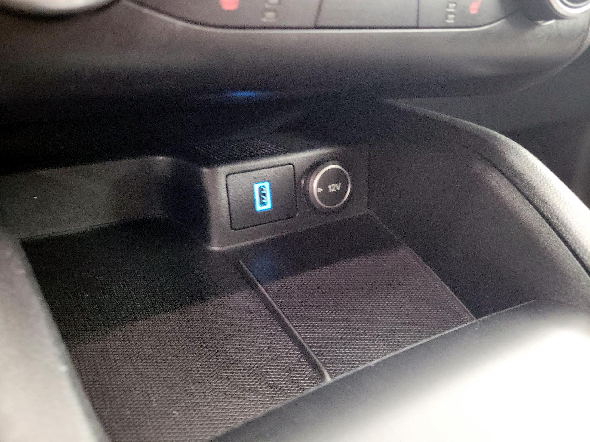 Thumbnail: 2020 Ford Escape - 16