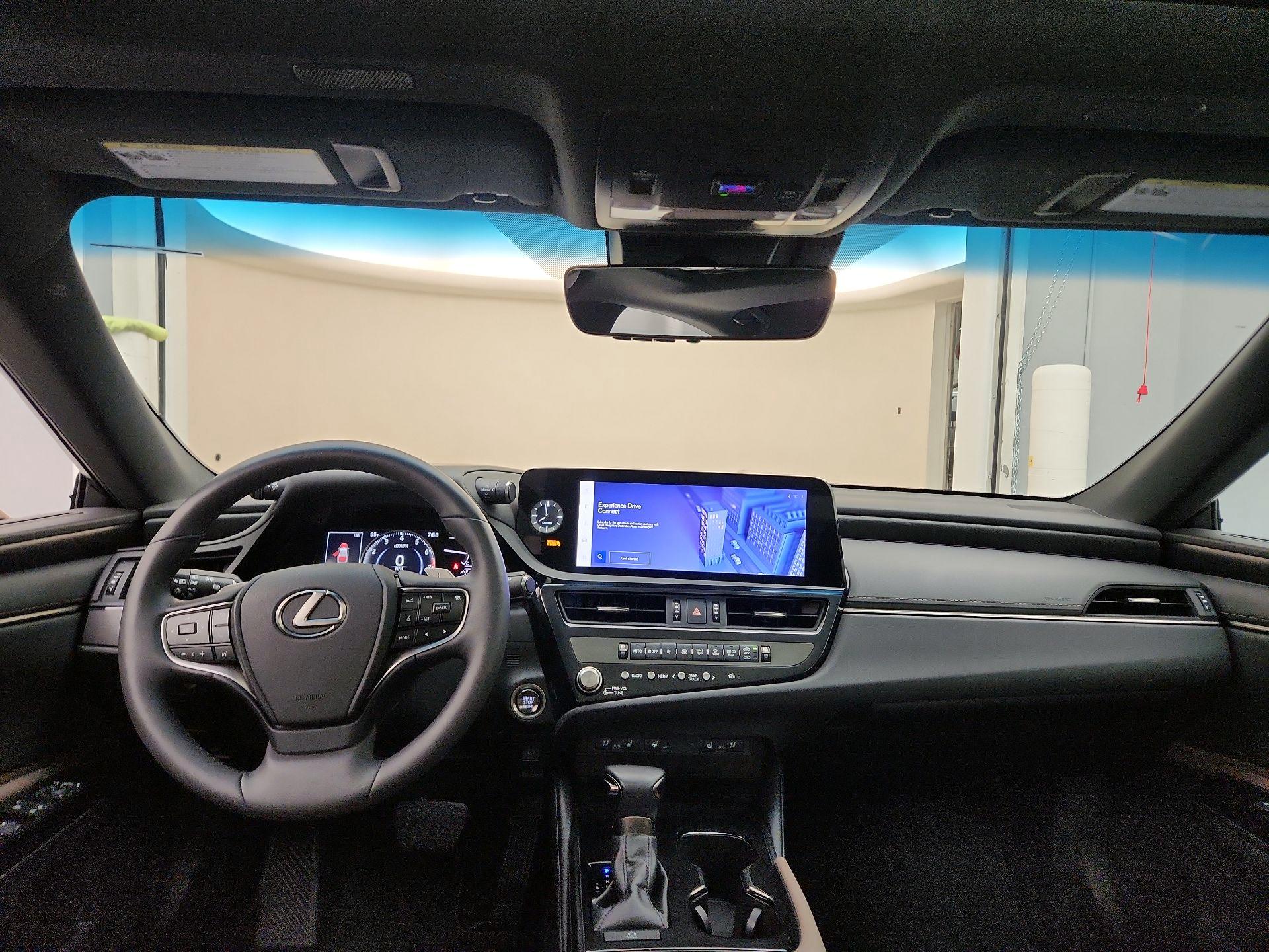 Thumbnail: 2023 Lexus ES - 9