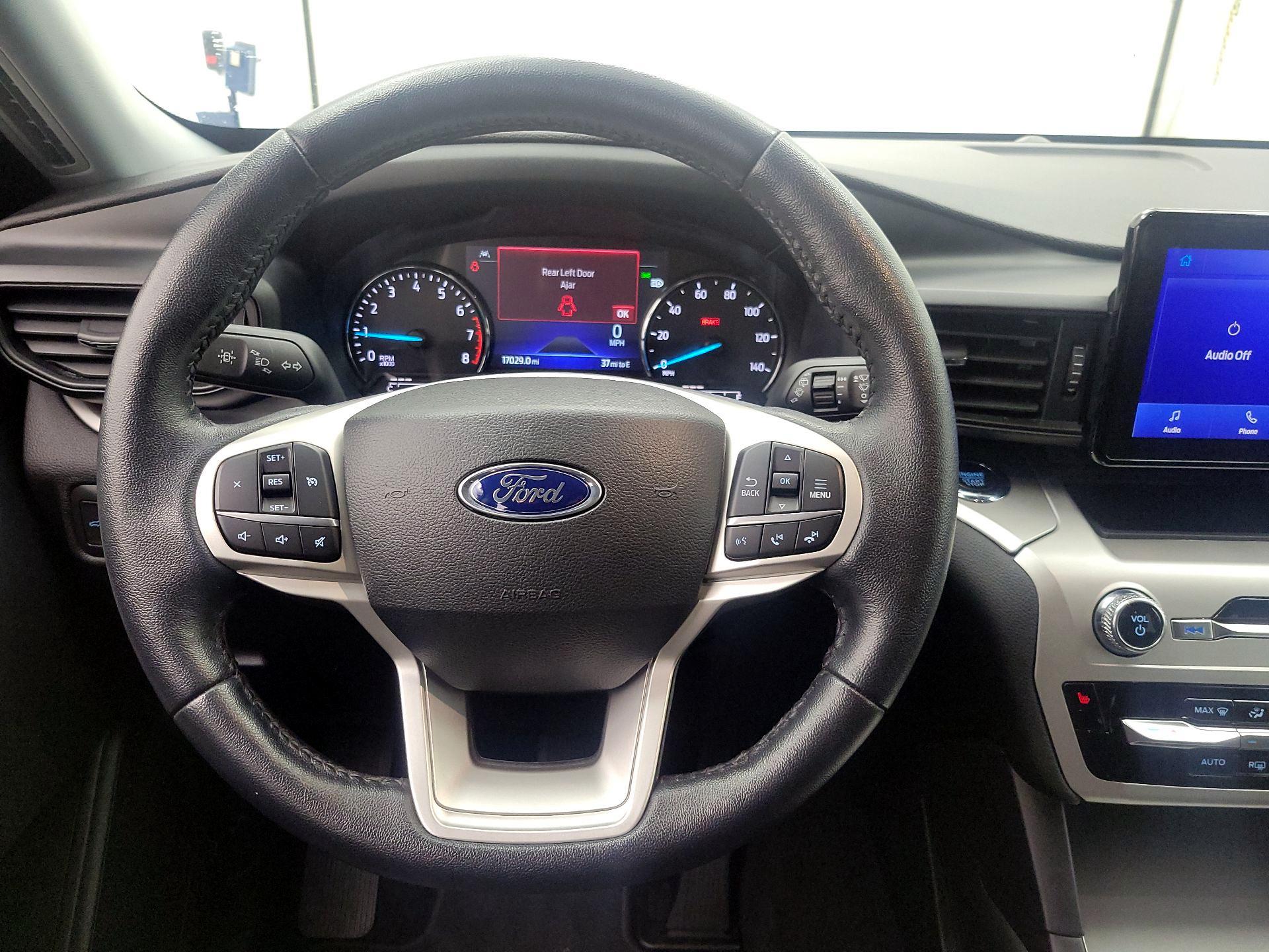 Thumbnail: 2022 Ford Explorer - 10