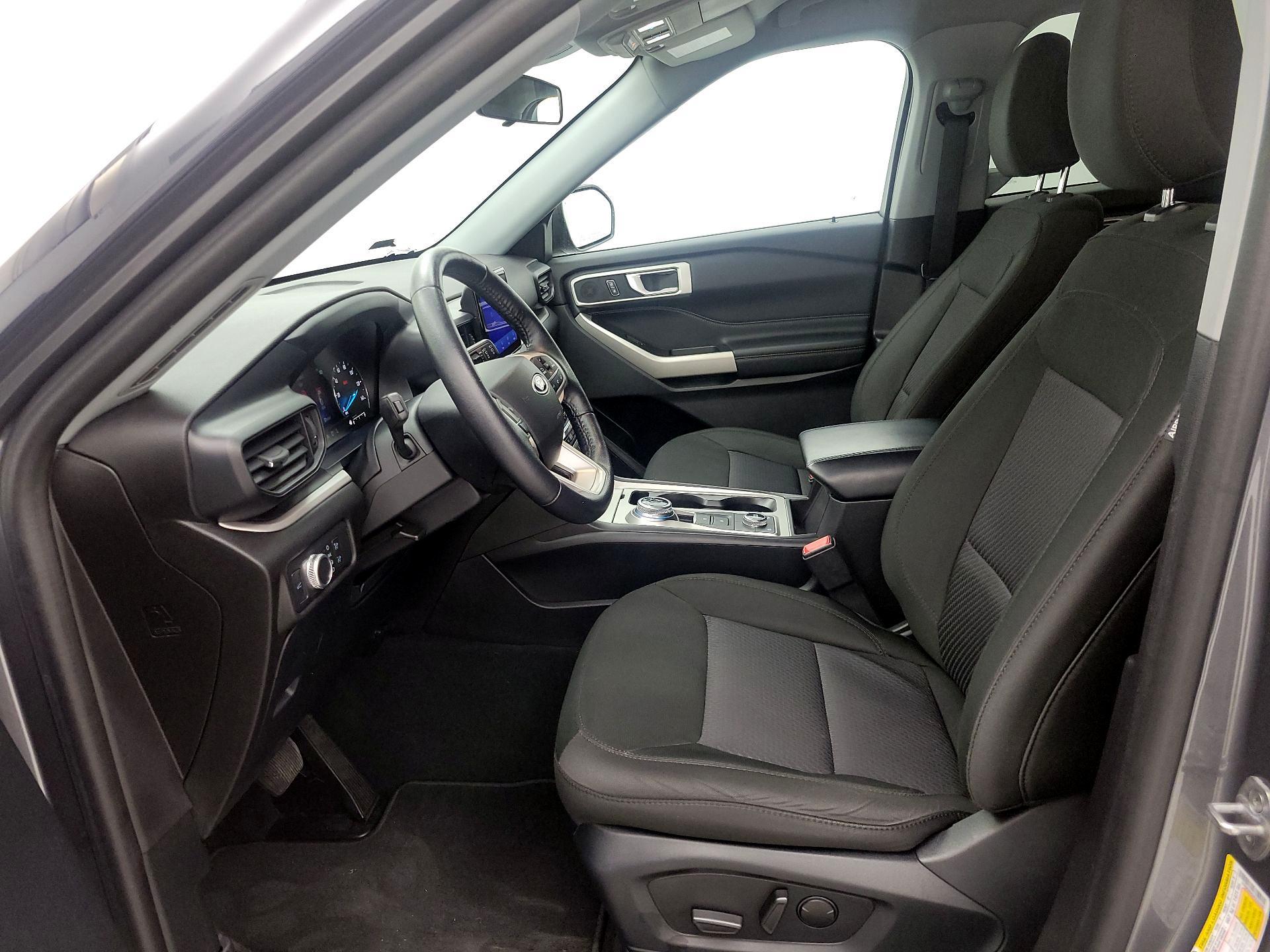 Thumbnail: 2022 Ford Explorer - 11