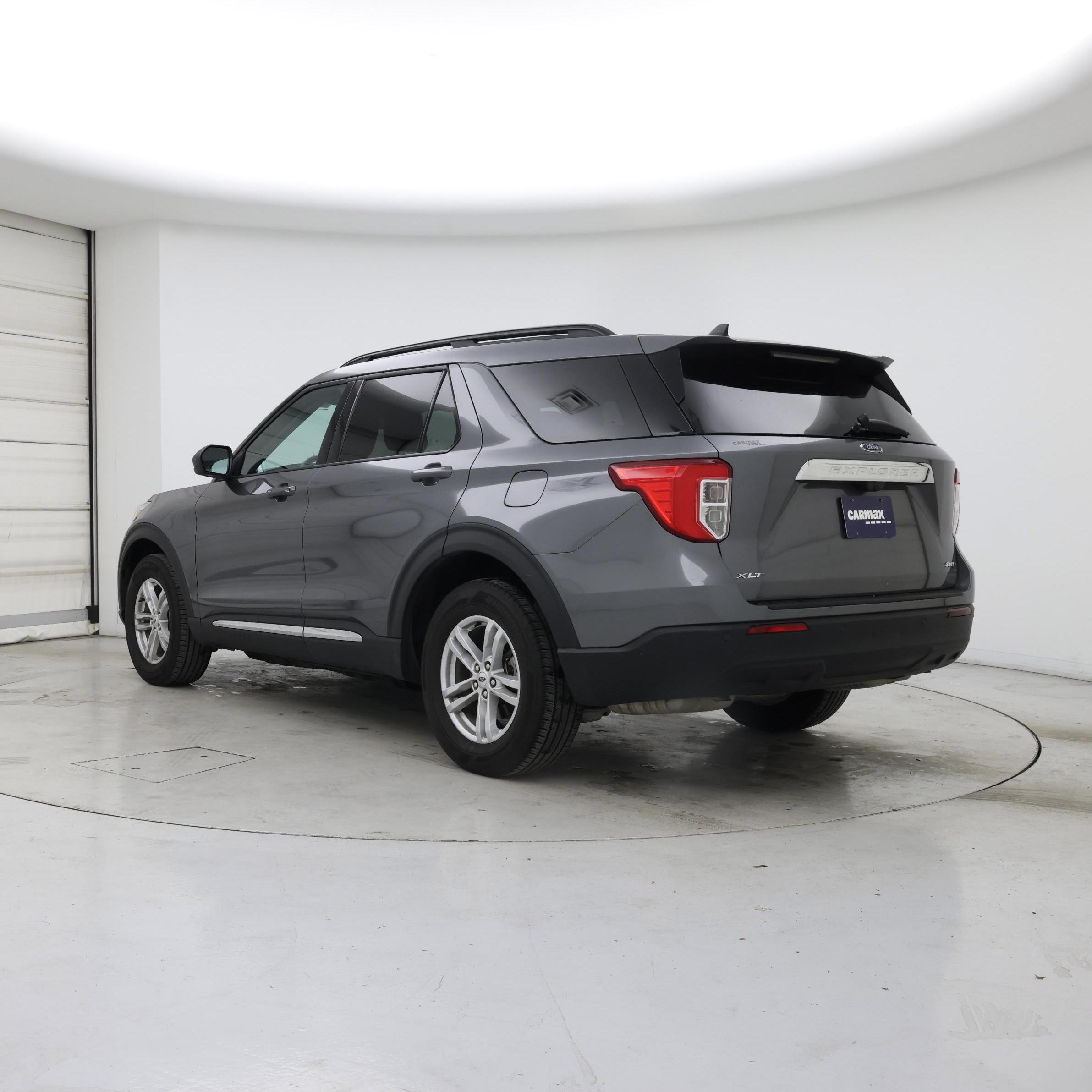 Thumbnail: 2022 Ford Explorer - 2