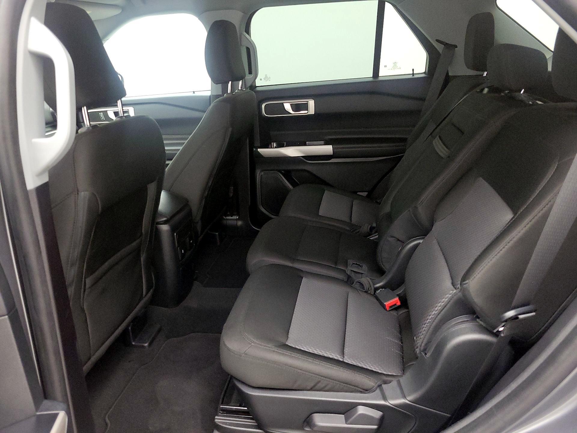 Thumbnail: 2022 Ford Explorer - 19