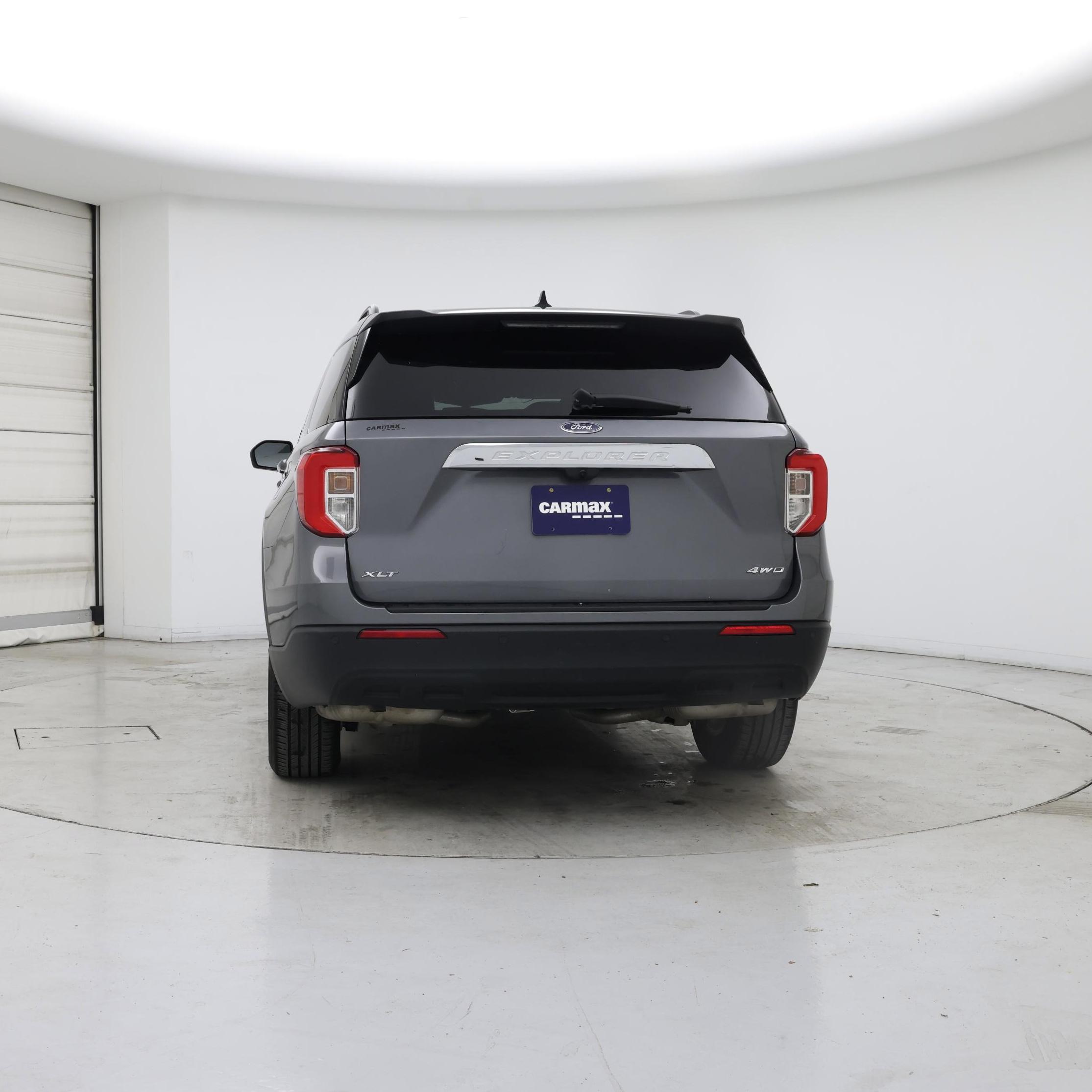 Thumbnail: 2022 Ford Explorer - 6