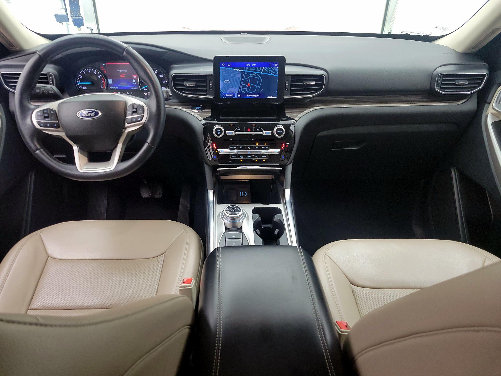 Thumbnail: 2023 Ford Explorer - 9