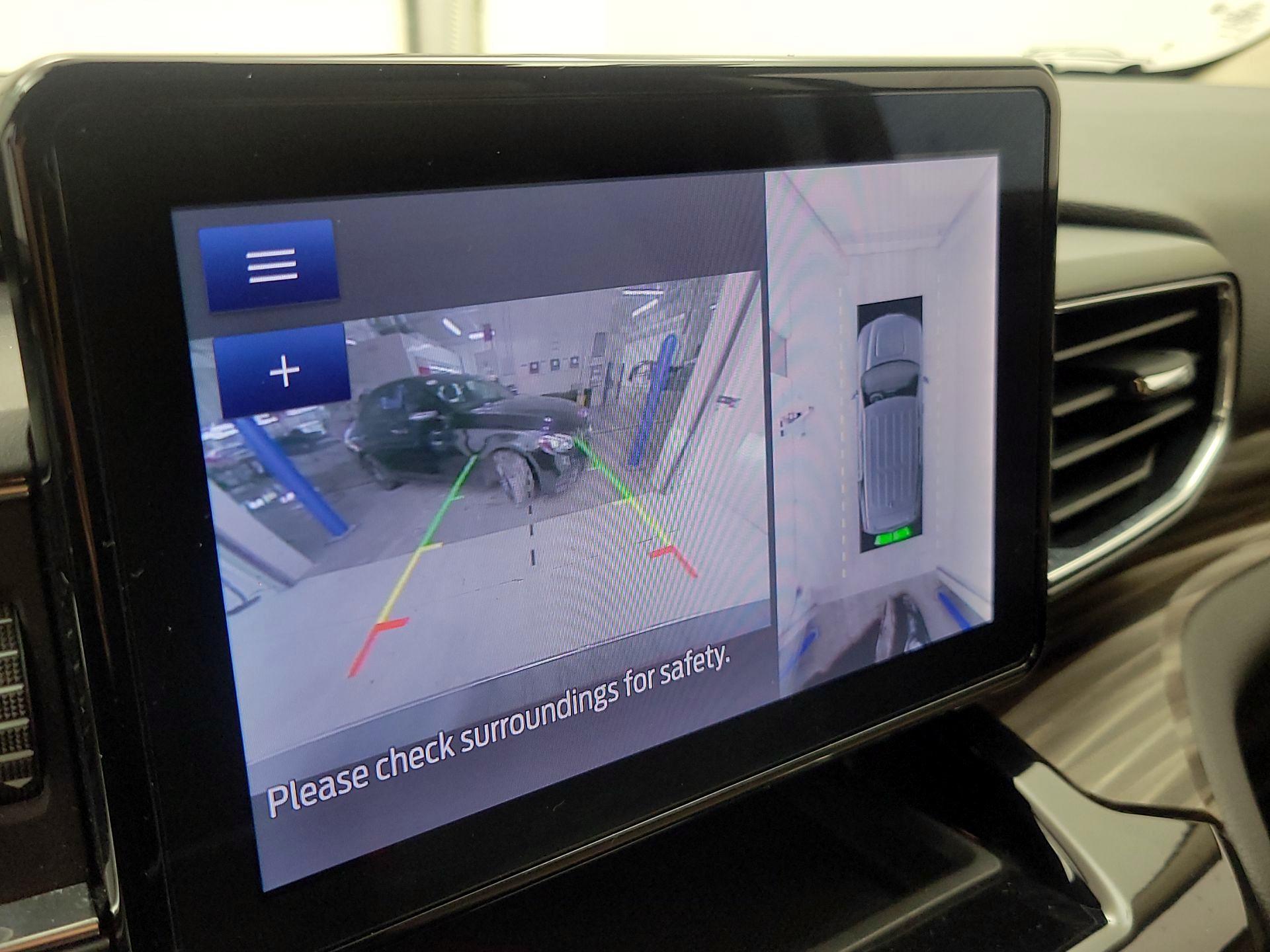 Thumbnail: 2023 Ford Explorer - 15