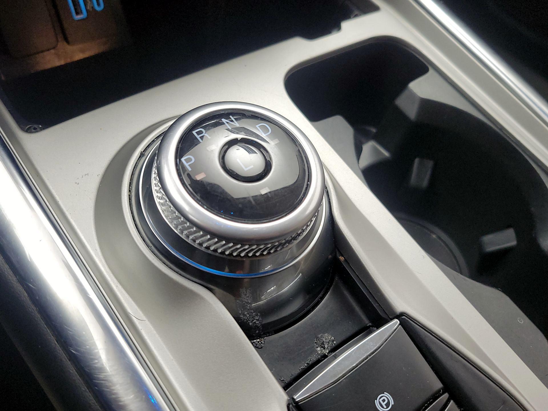 Thumbnail: 2023 Ford Explorer - 18