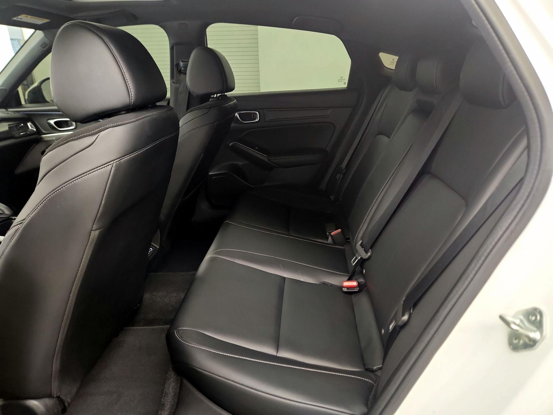 Thumbnail: 2023 Acura Integra - 17