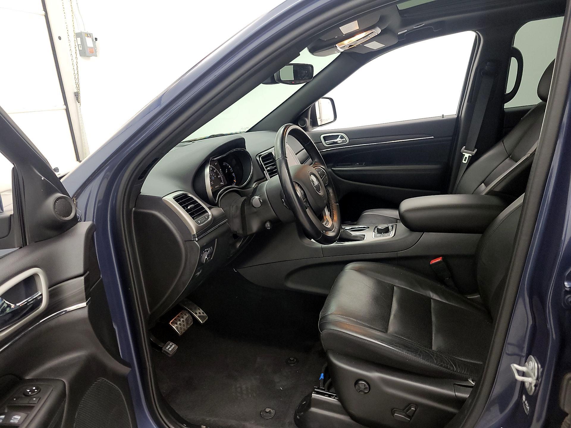 Thumbnail: 2021 Jeep Grand Cherokee - 11