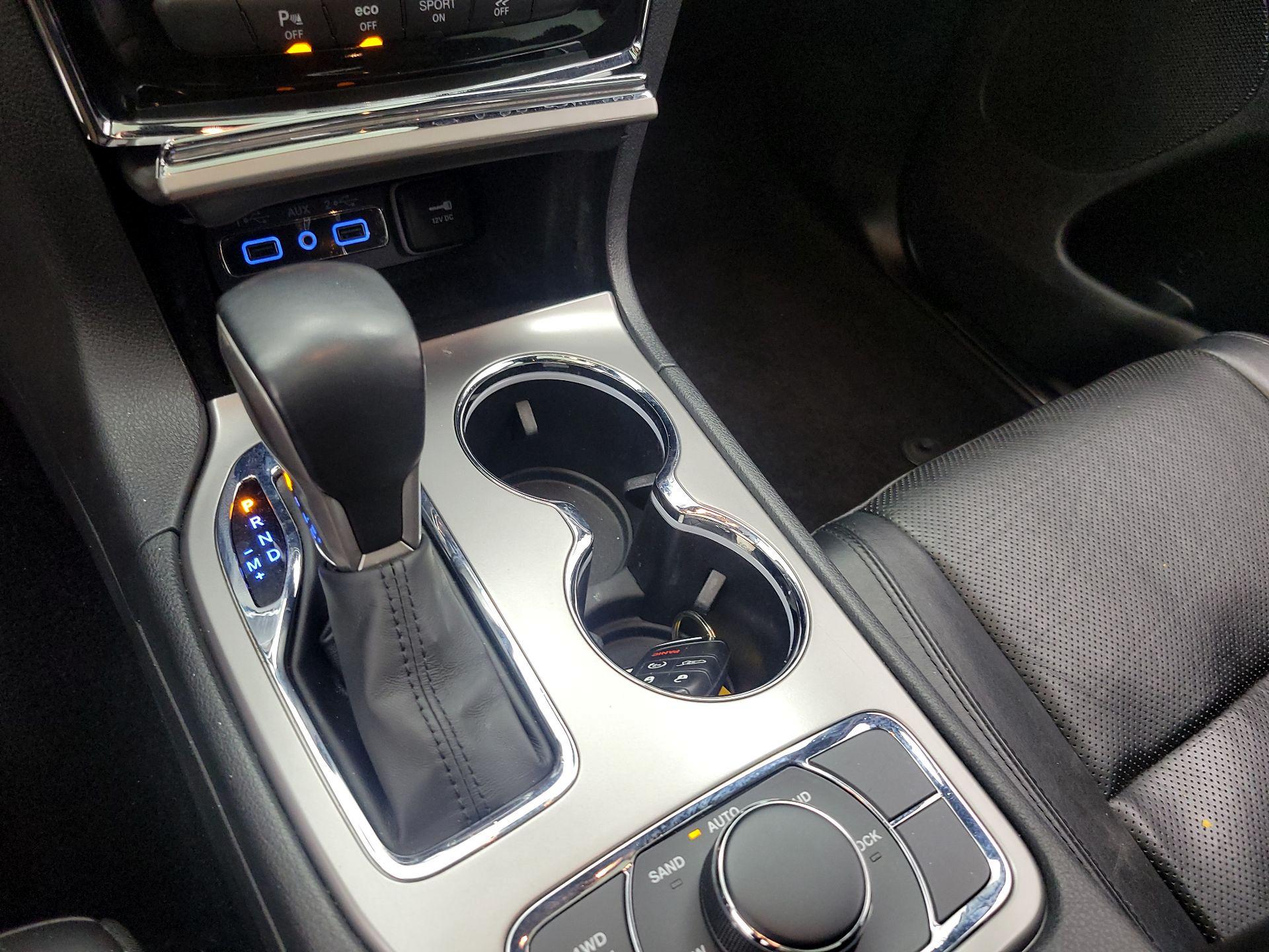 Thumbnail: 2021 Jeep Grand Cherokee - 17