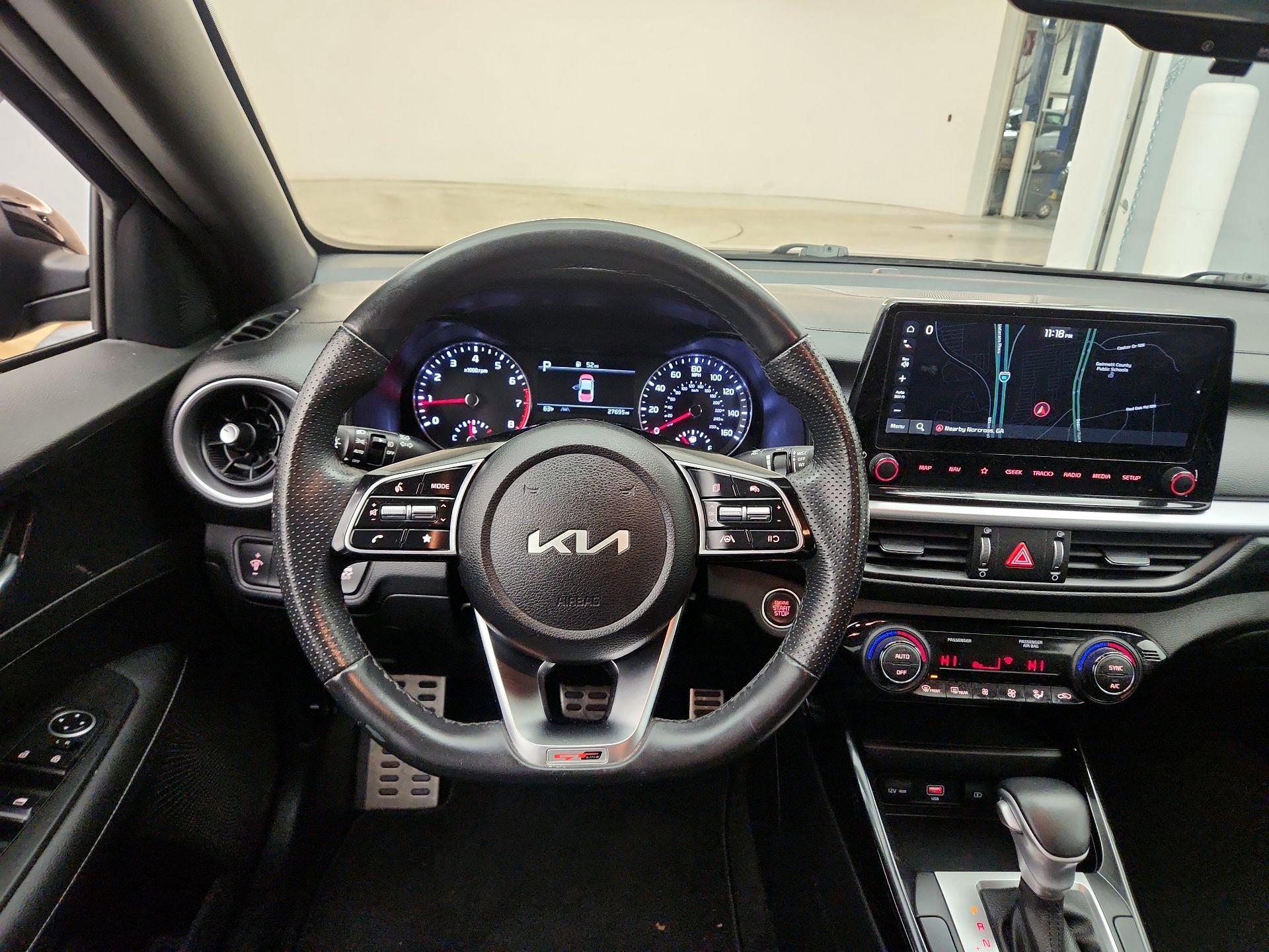 Thumbnail: 2023 Kia Forte - 10