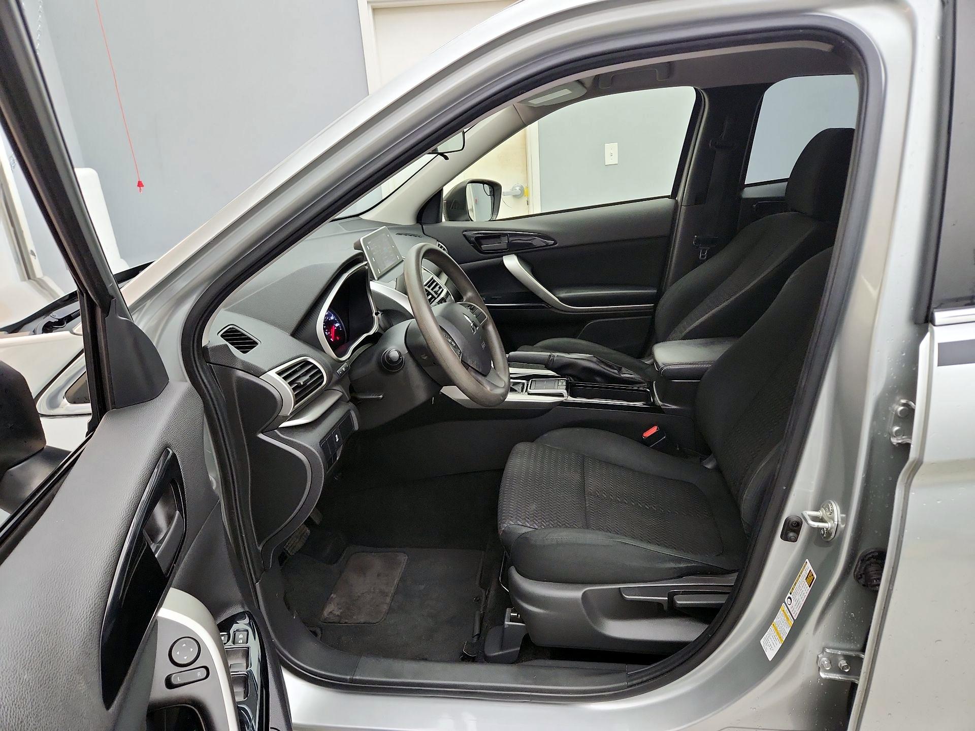 Thumbnail: 2020 Mitsubishi Eclipse Cross - 11