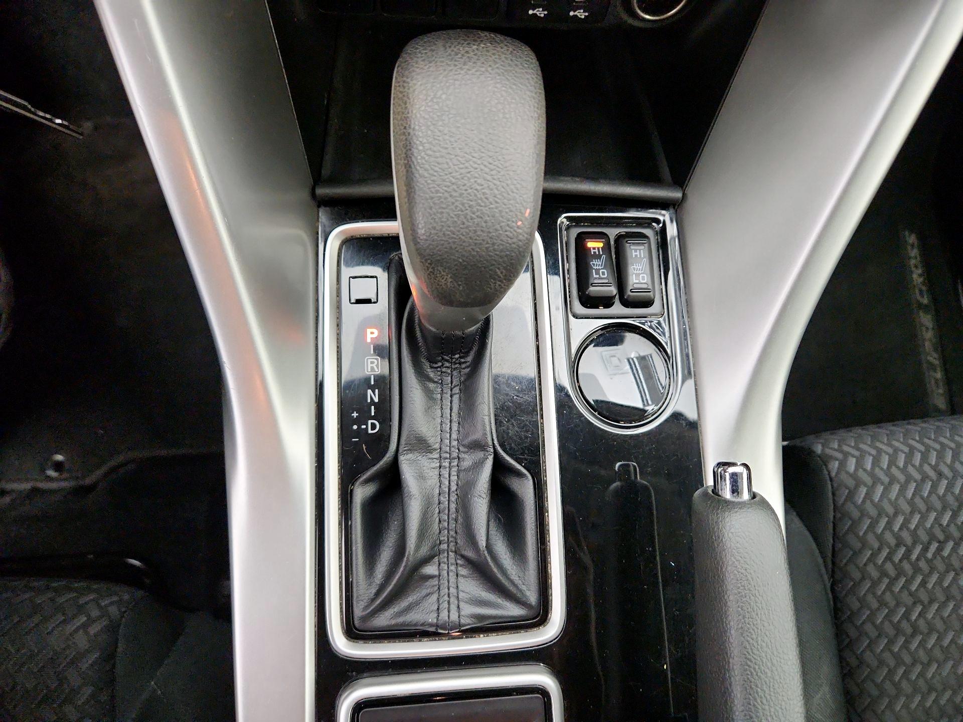 Thumbnail: 2020 Mitsubishi Eclipse Cross - 17