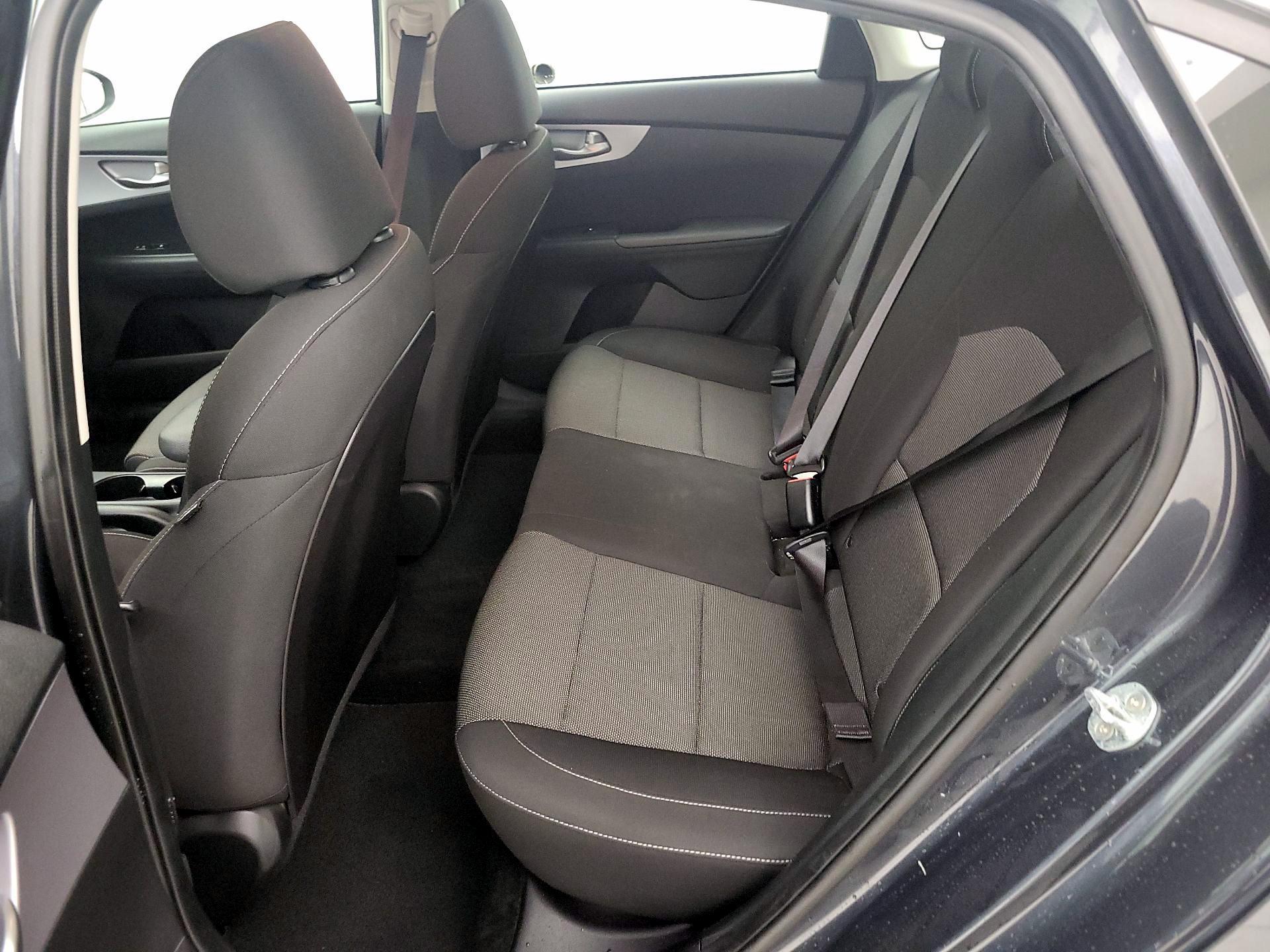 Thumbnail: 2022 Kia Forte - 19