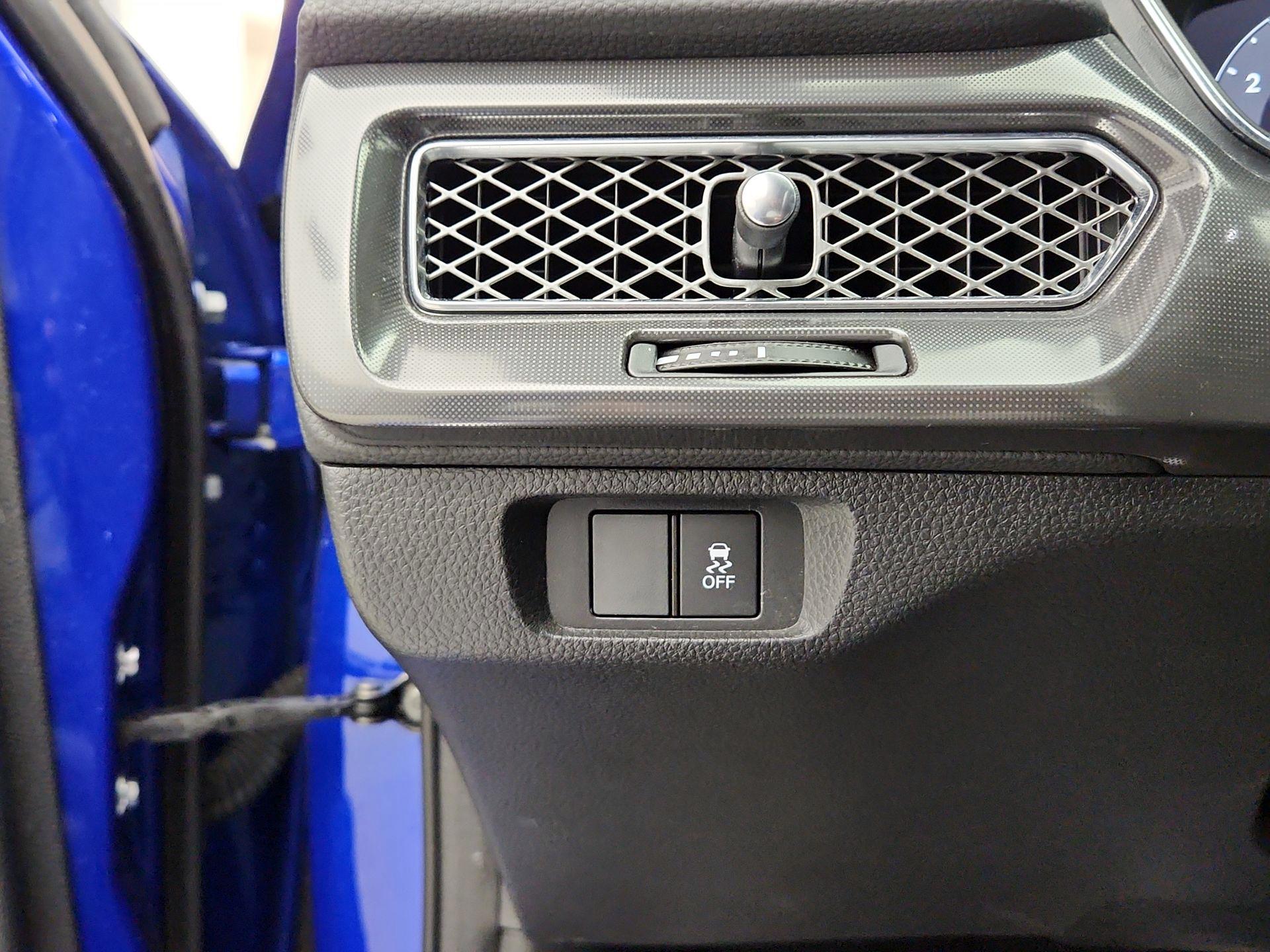 Thumbnail: 2023 Acura Integra - 13