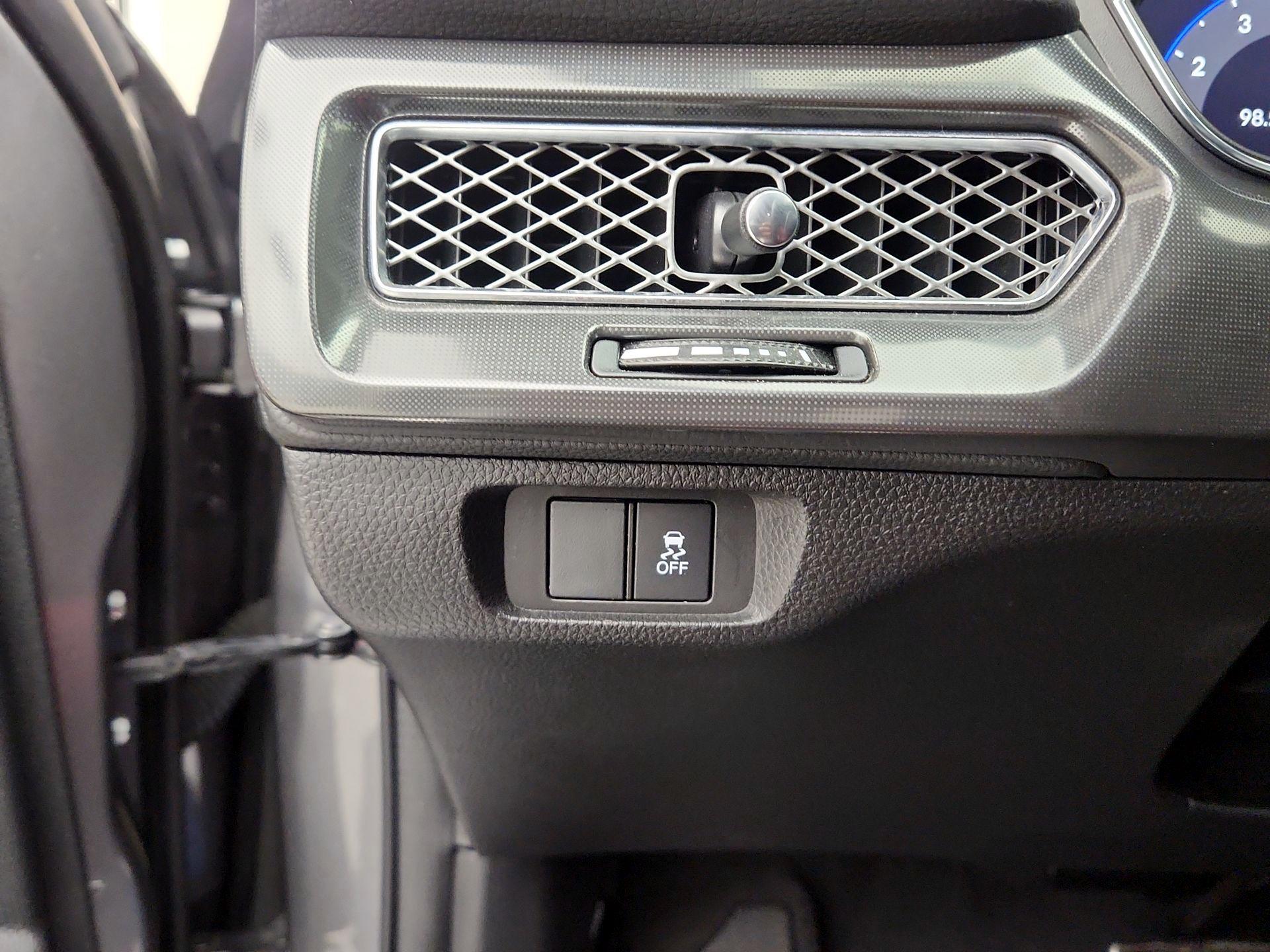 Thumbnail: 2023 Acura Integra - 13