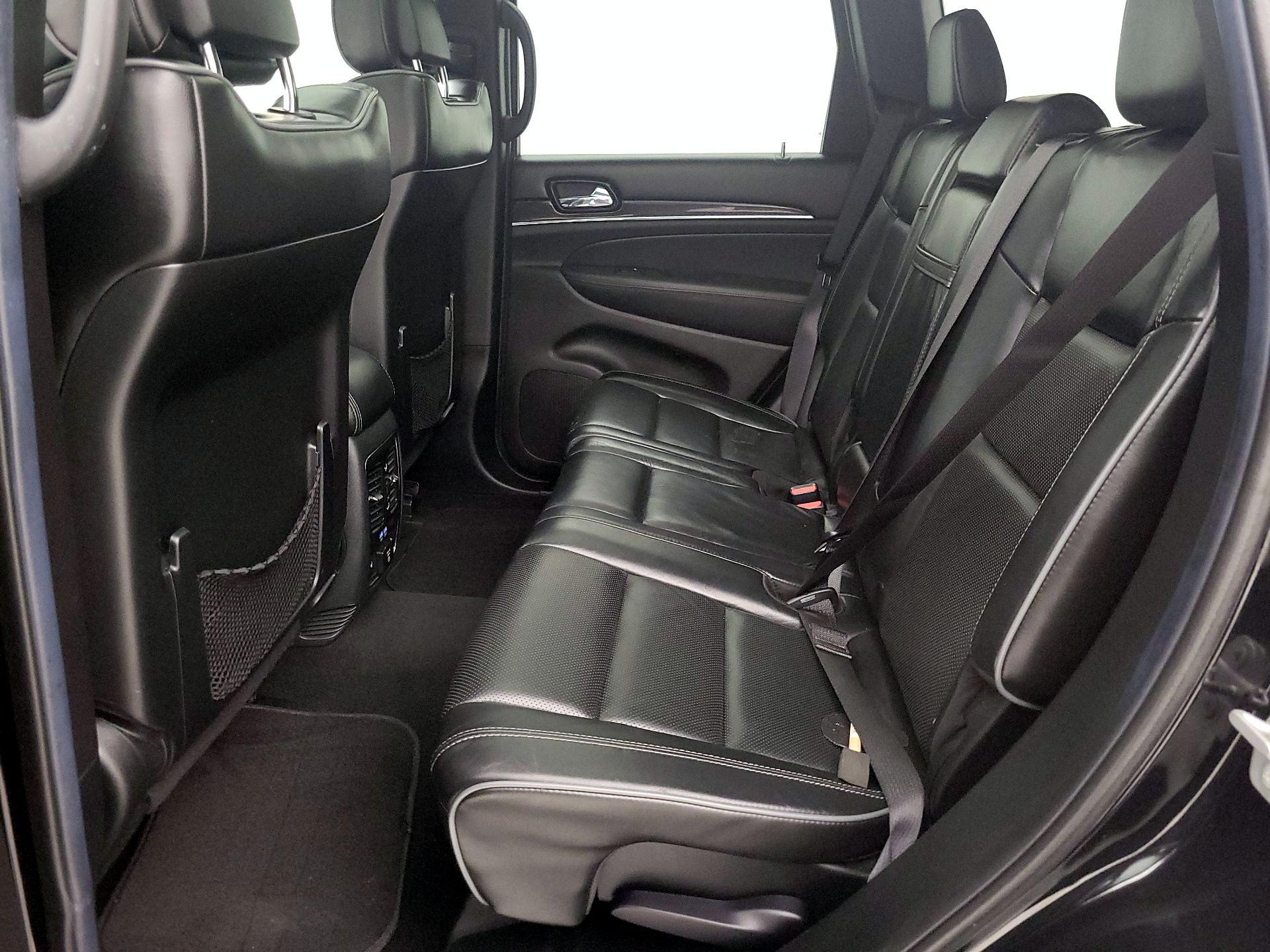 Thumbnail: 2020 Jeep Grand Cherokee - 20