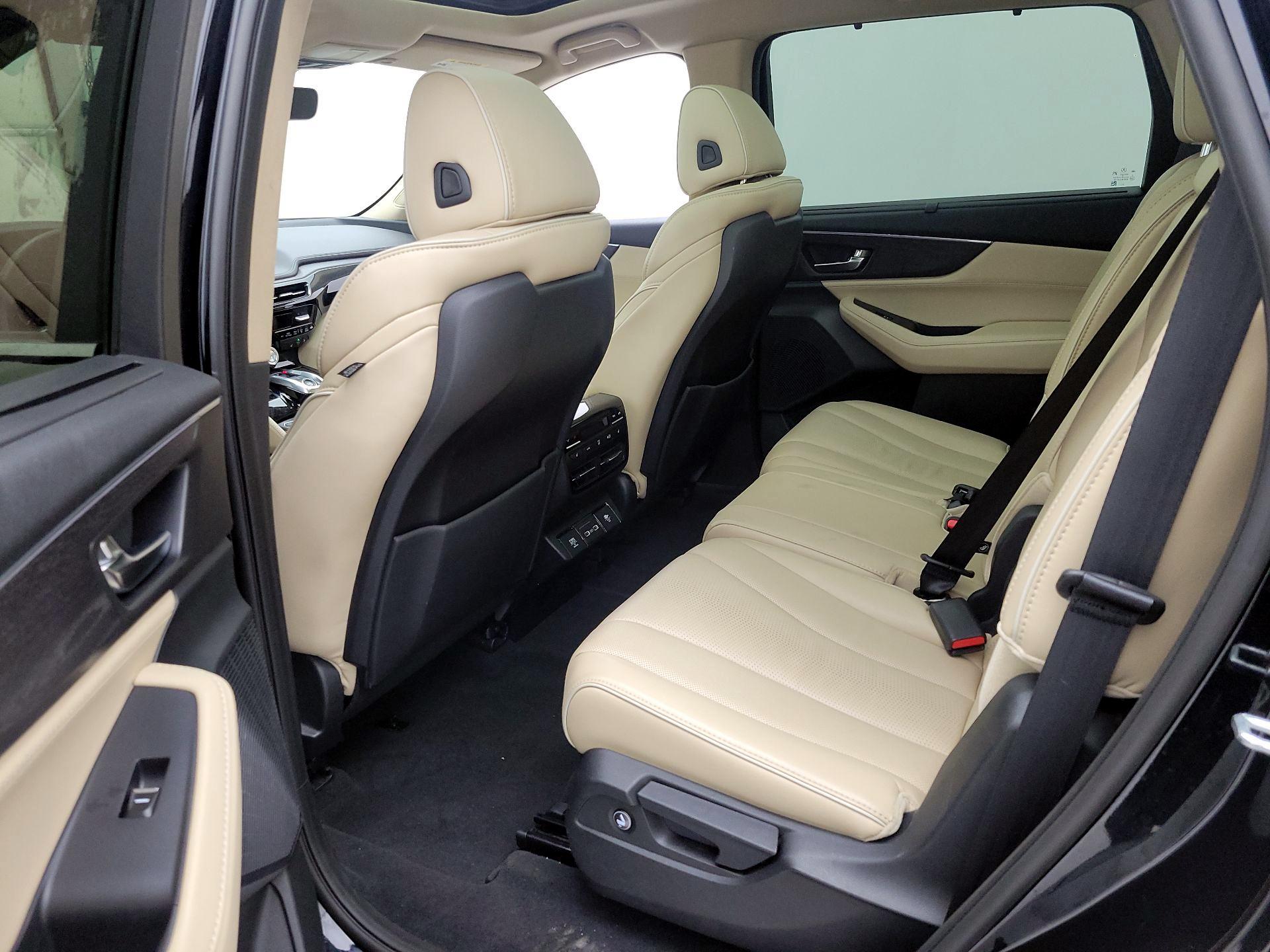 Thumbnail: 2023 Acura MDX - 19