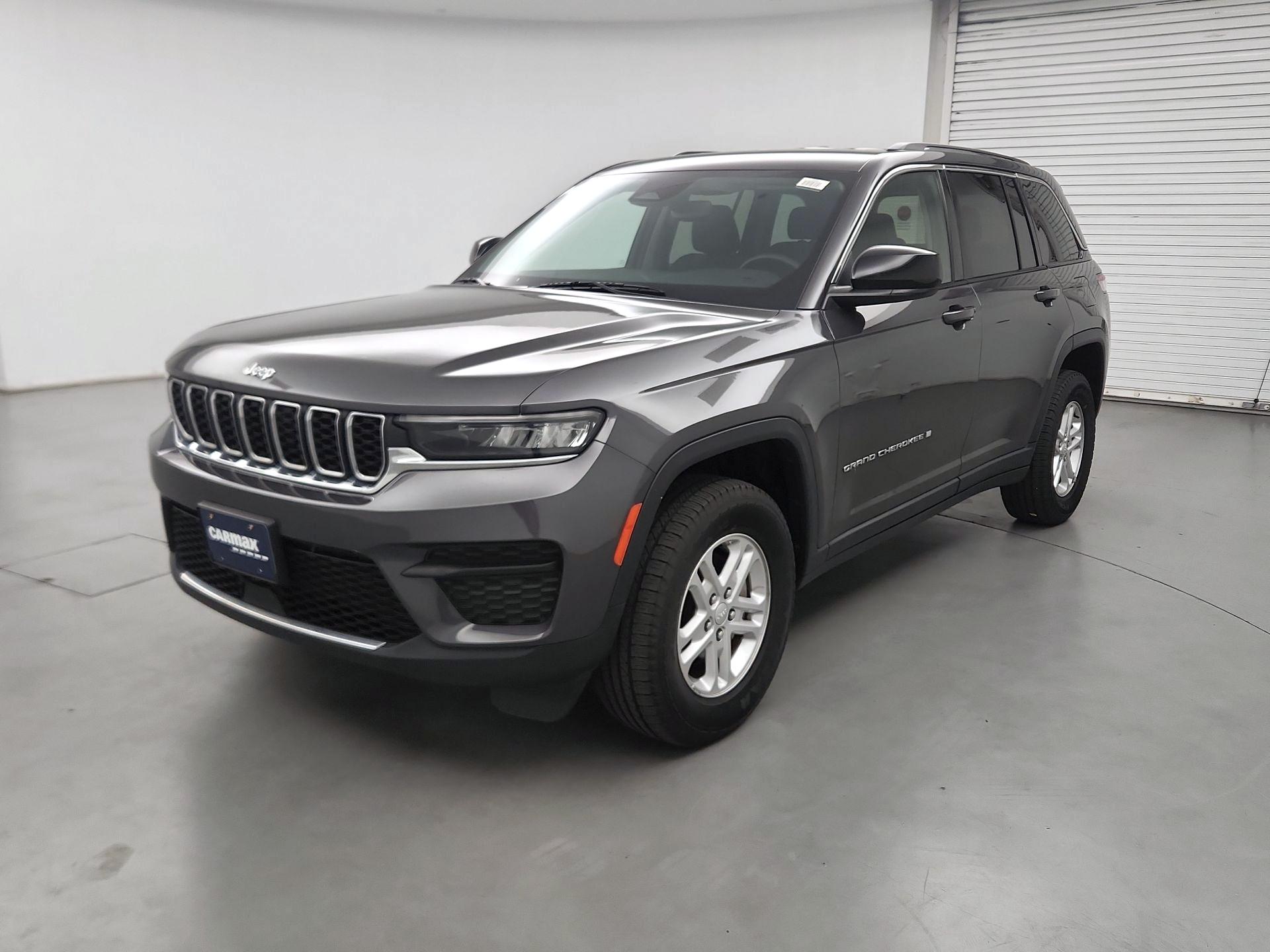 Thumbnail: 2023 Jeep Grand Cherokee - 3