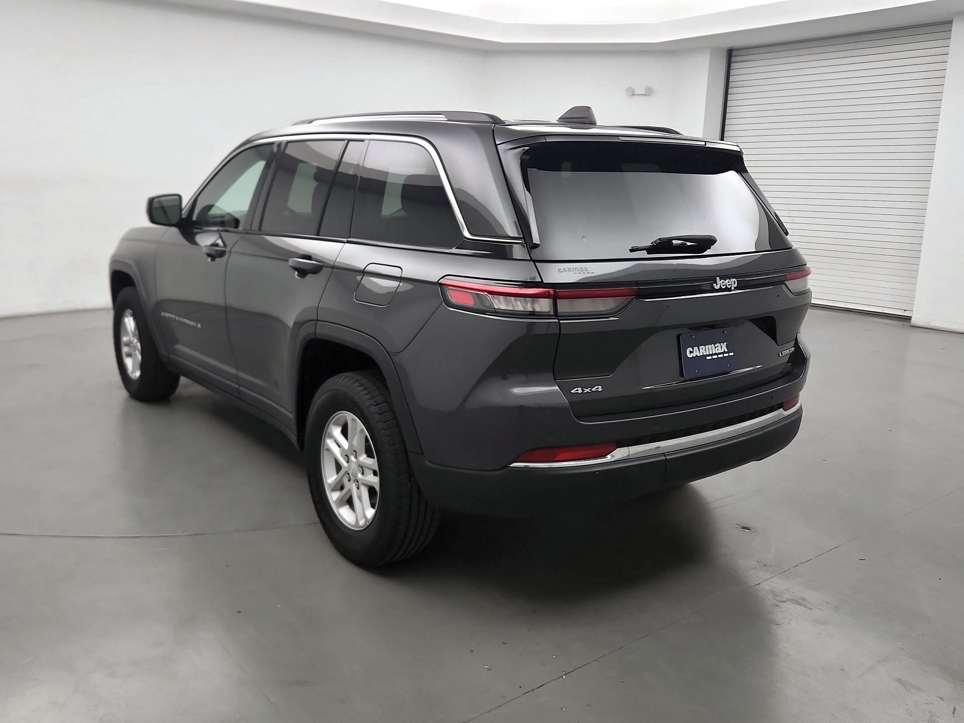 Thumbnail: 2023 Jeep Grand Cherokee - 7