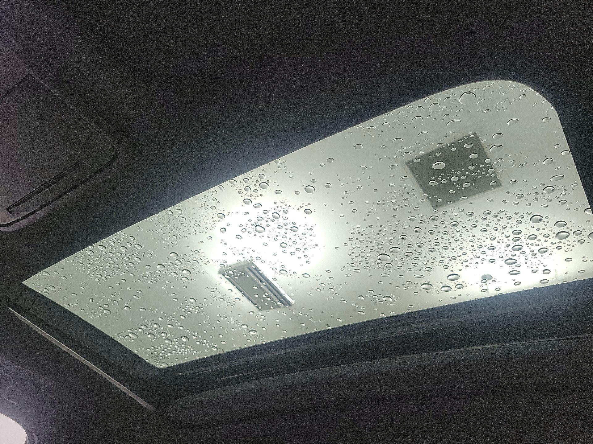 Thumbnail: 2023 Acura Integra - 18