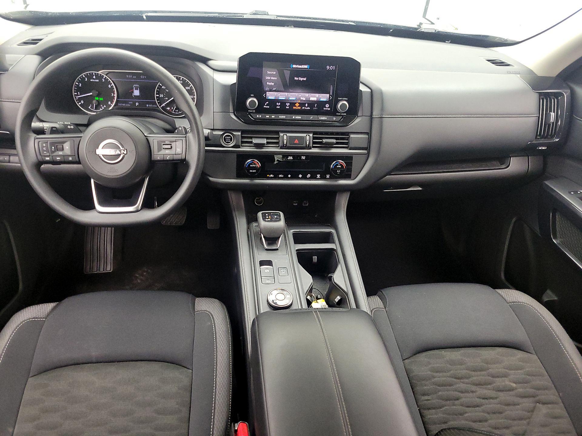 Thumbnail: 2024 Nissan Pathfinder - 9