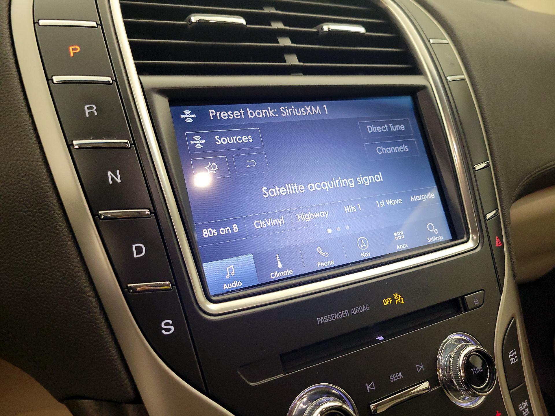 Thumbnail: 2020 Lincoln Nautilus - 16