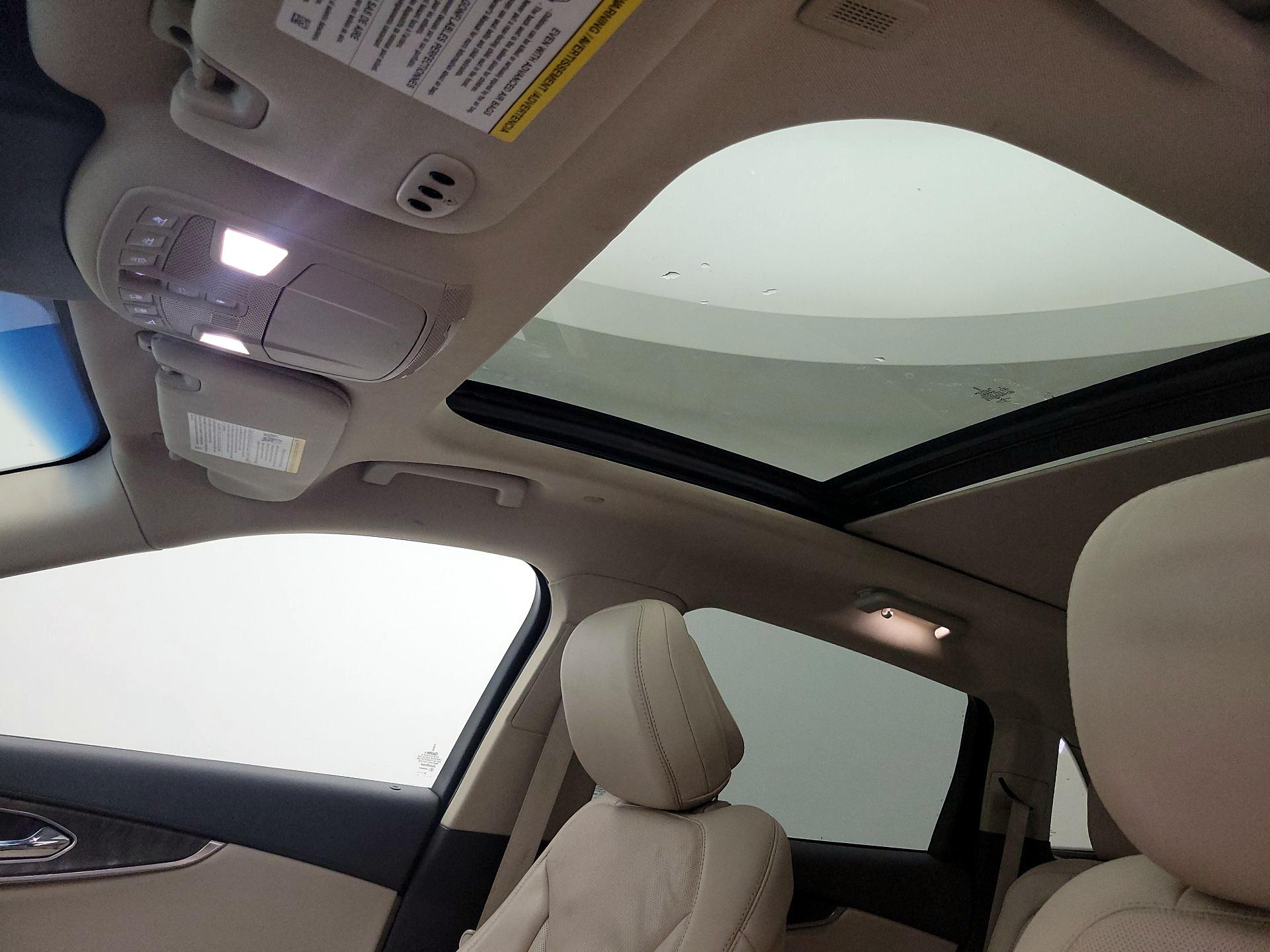 Thumbnail: 2020 Lincoln Nautilus - 19