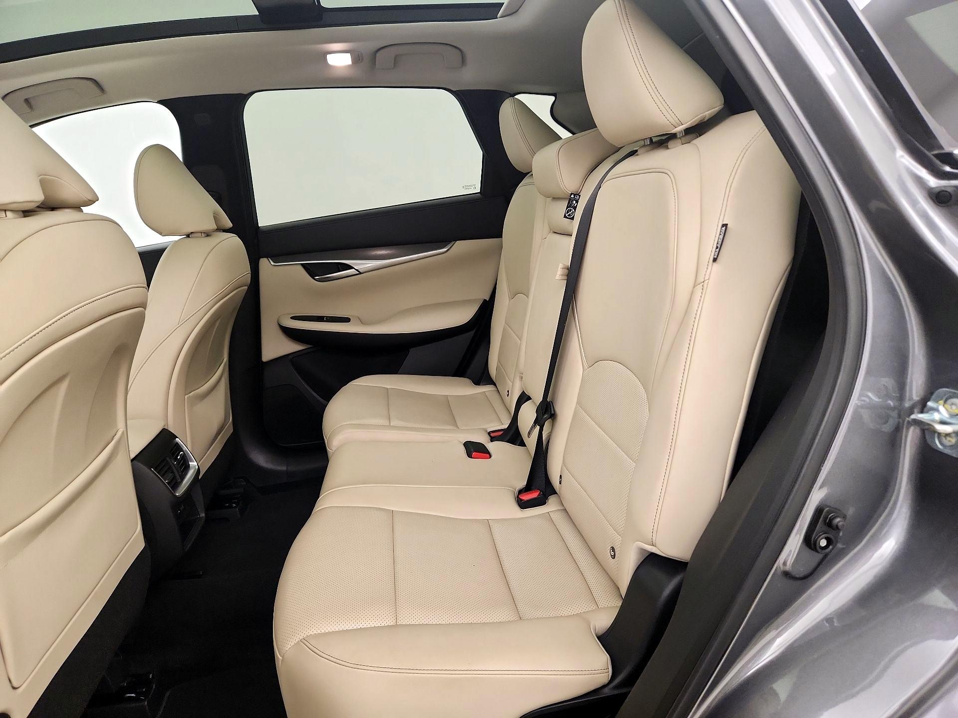 Thumbnail: 2022 INFINITI QX50 - 20