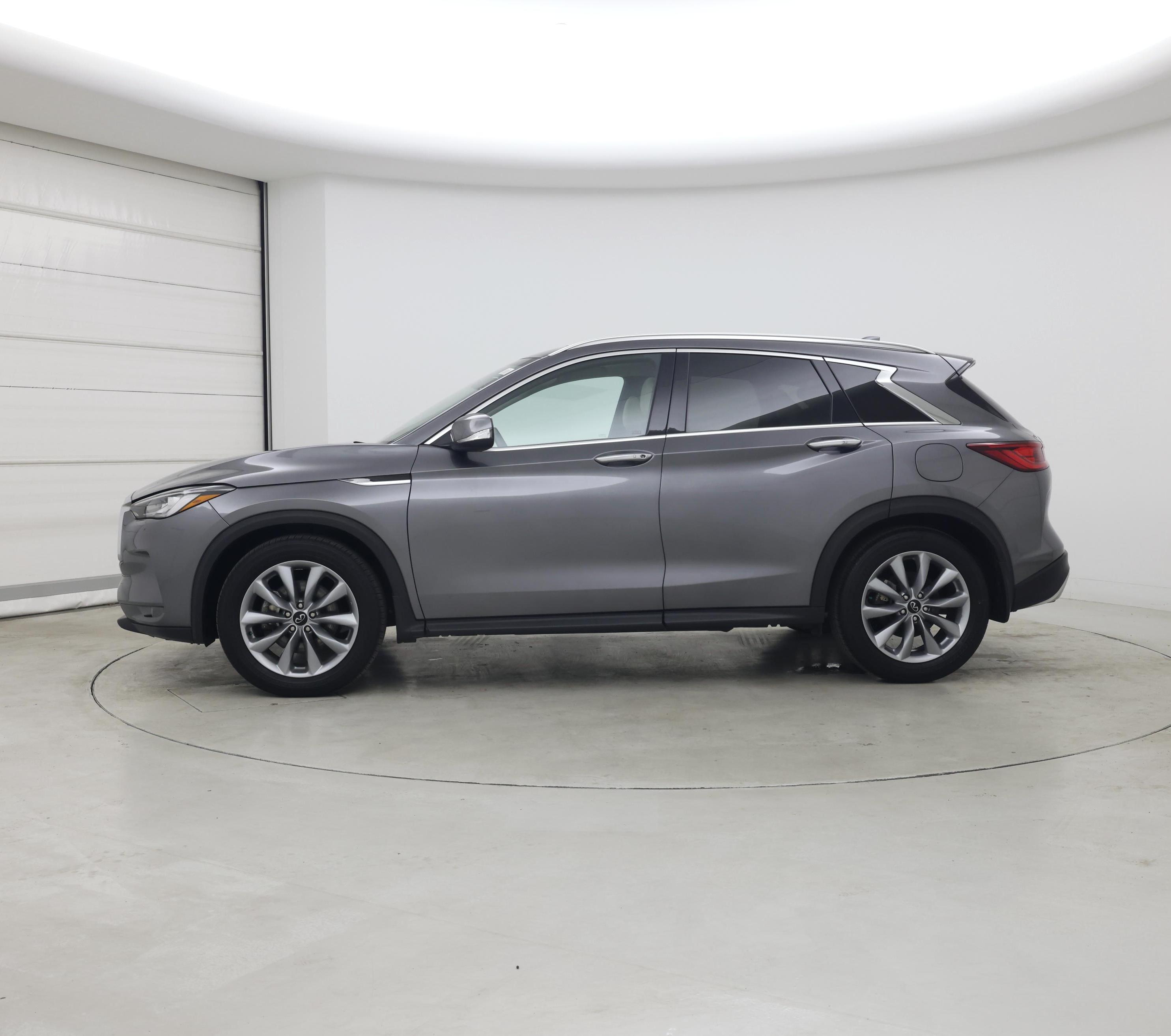 Thumbnail: 2022 INFINITI QX50 - 3
