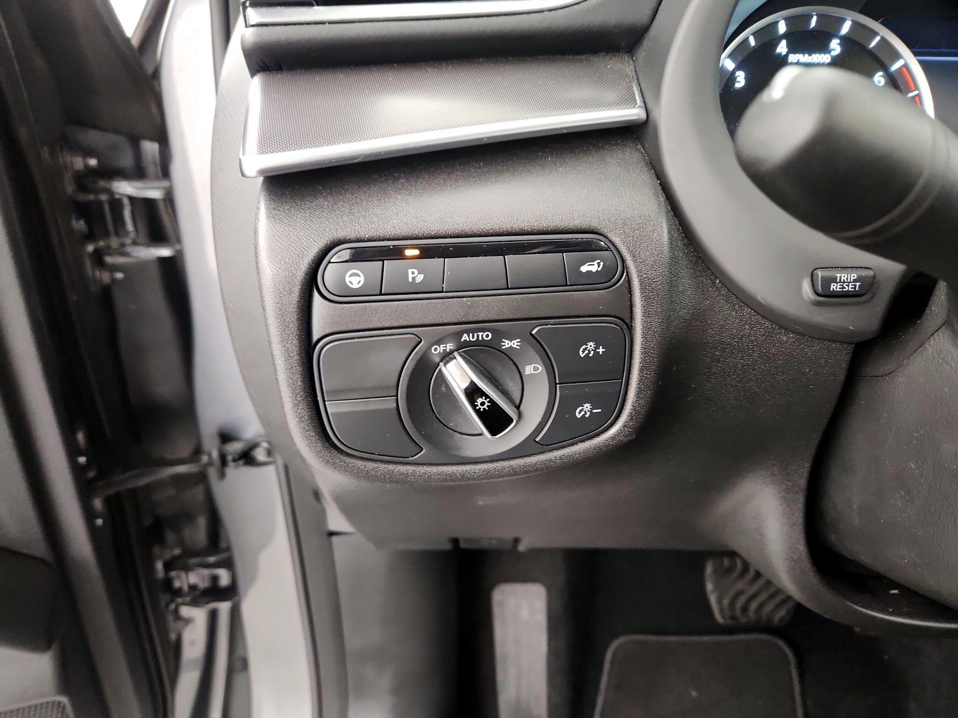 Thumbnail: 2023 INFINITI QX50 - 13