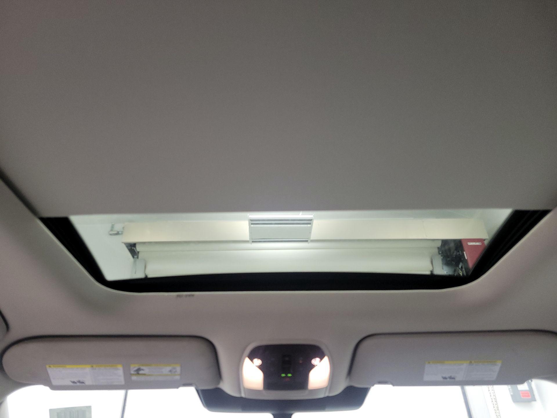 Thumbnail: 2023 INFINITI QX60 - 19